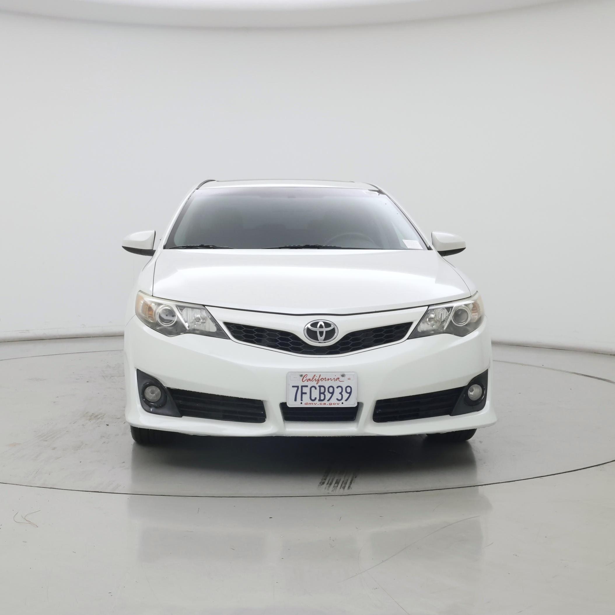 Thumbnail: 2014 Toyota Camry - 5
