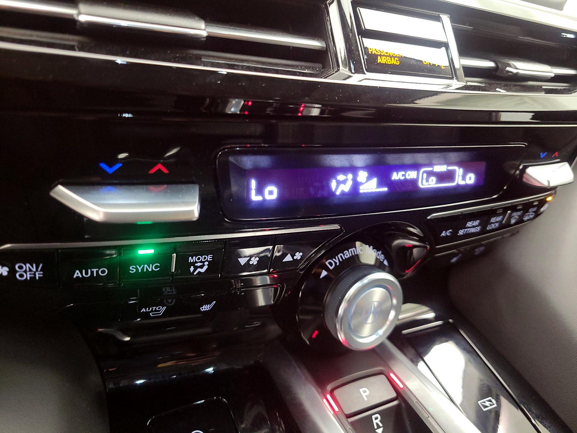 Thumbnail: 2023 Acura MDX - 17