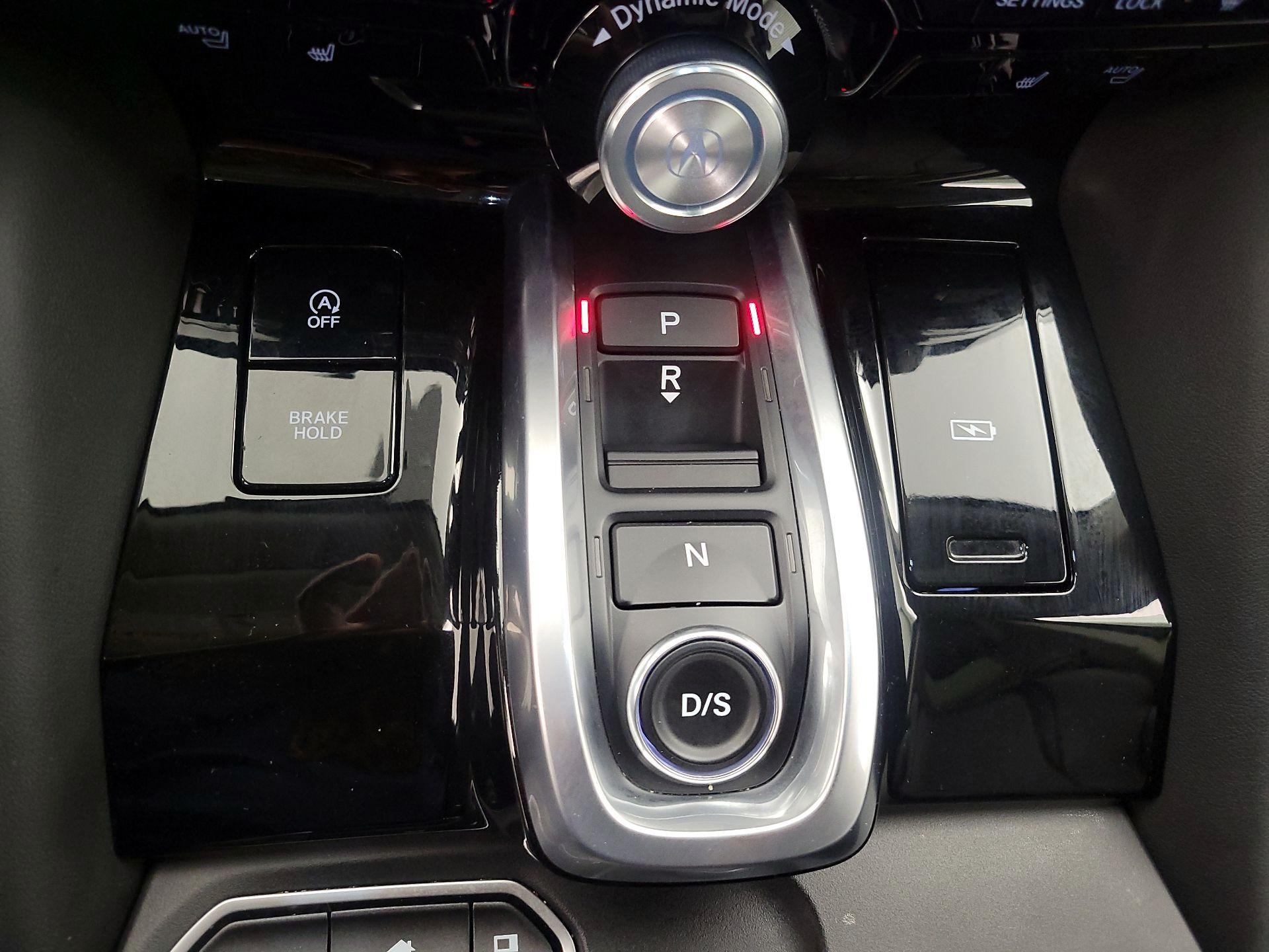 Thumbnail: 2023 Acura MDX - 18