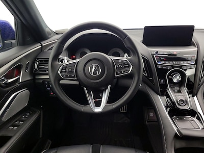 Steering Wheel & Instrument Cluster (On)