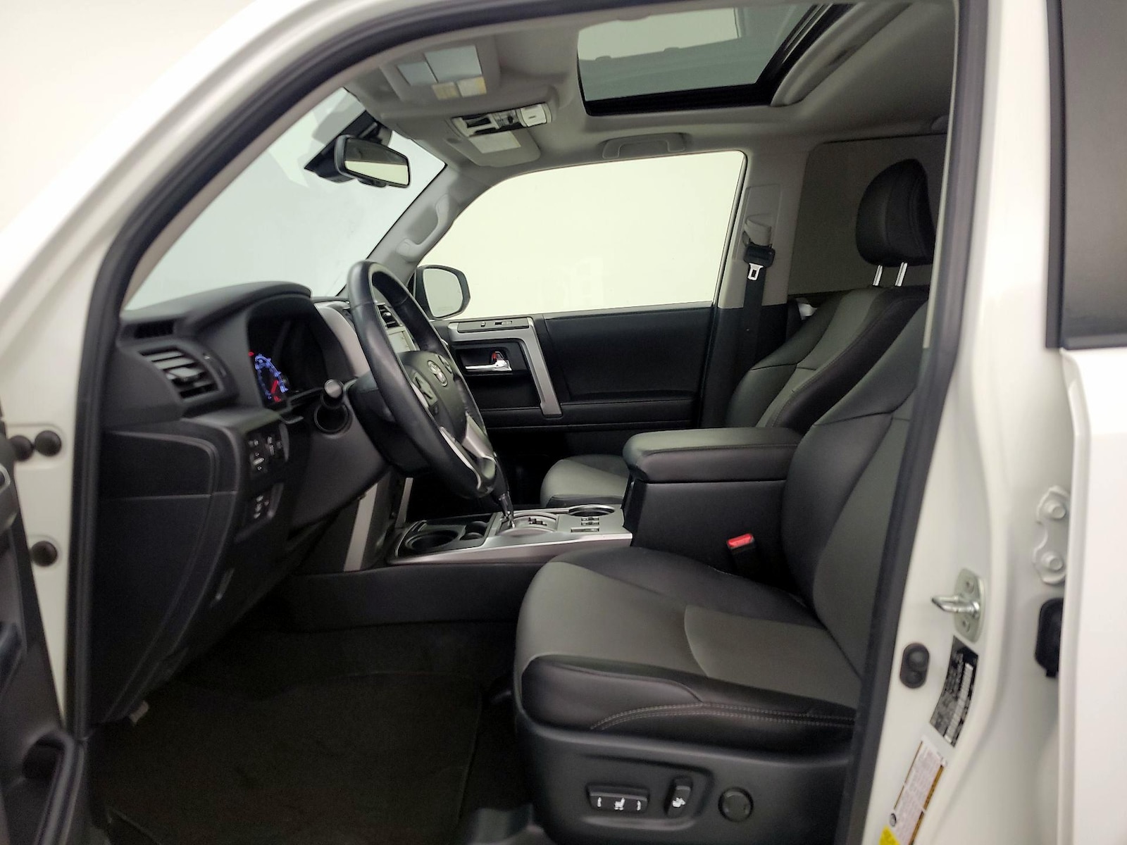 2023 Toyota 4Runner SR5 Premium - Photo 12