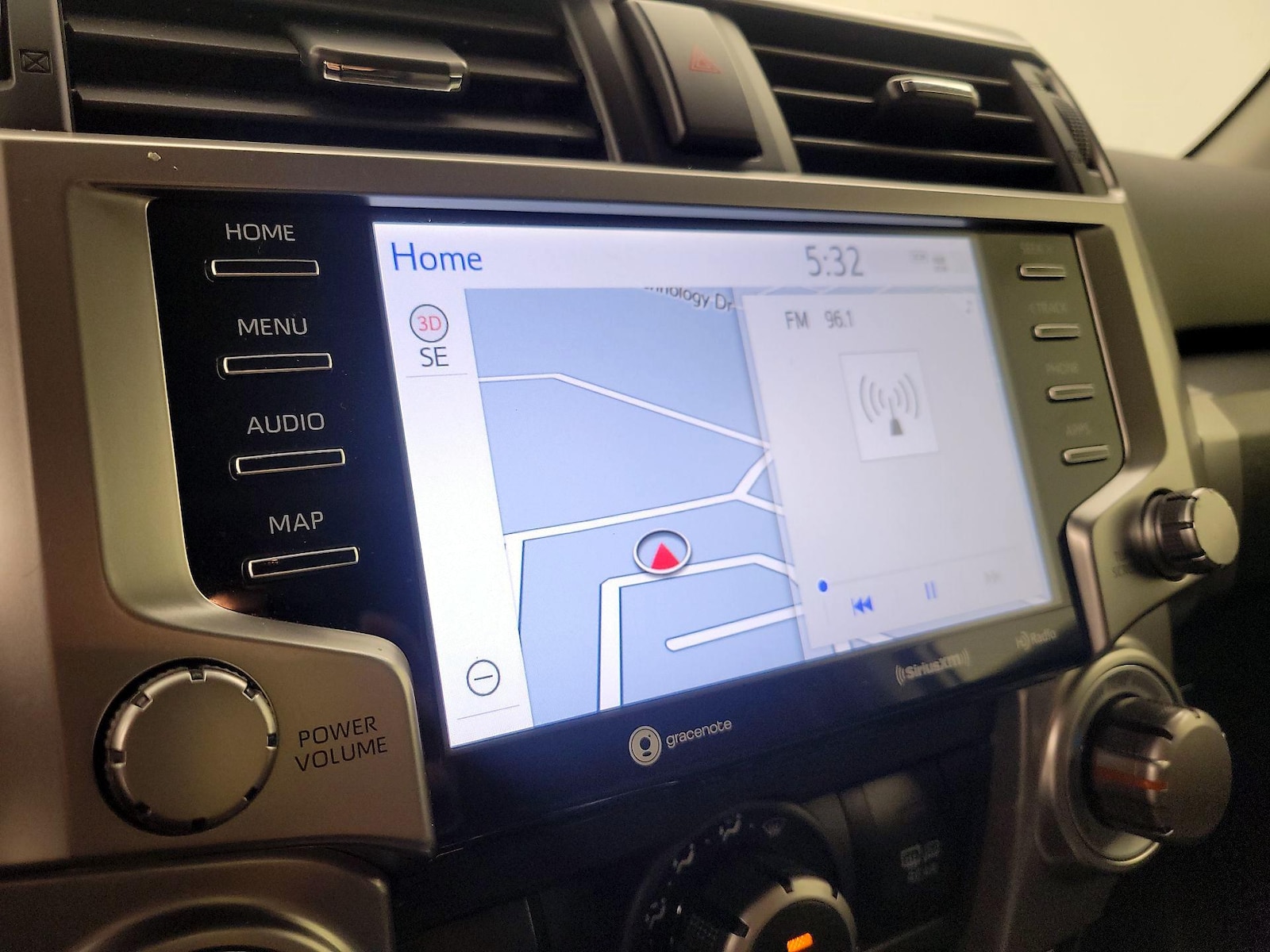 2023 Toyota 4Runner SR5 Premium - Photo 17