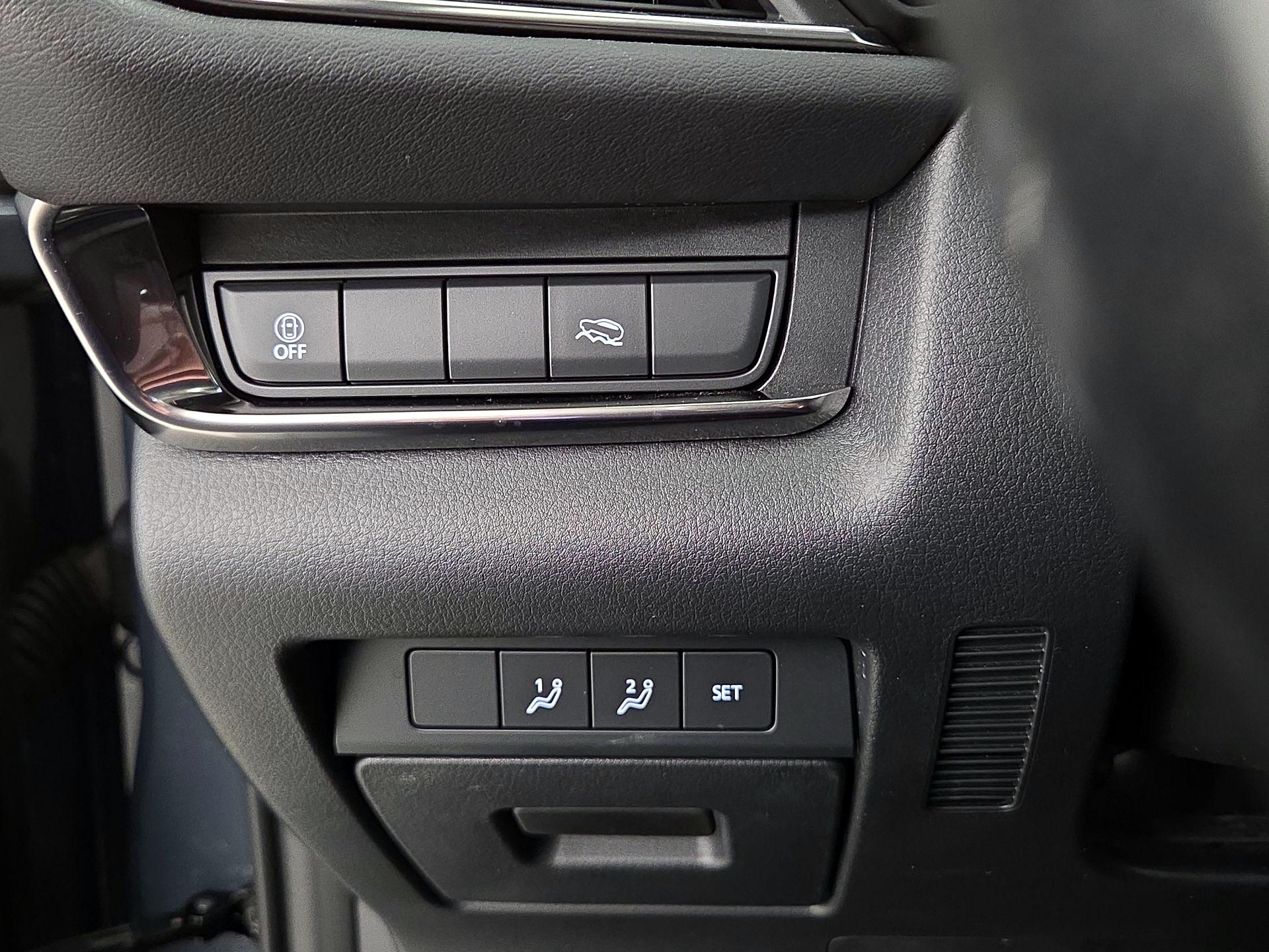 Thumbnail: 2023 Mazda CX-30 - 13