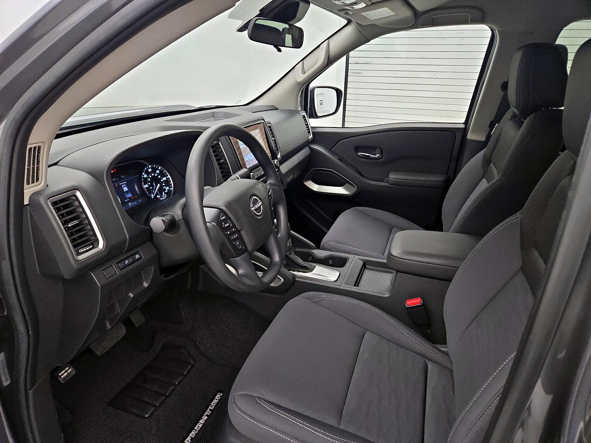 Thumbnail: 2024 Nissan Frontier - 11