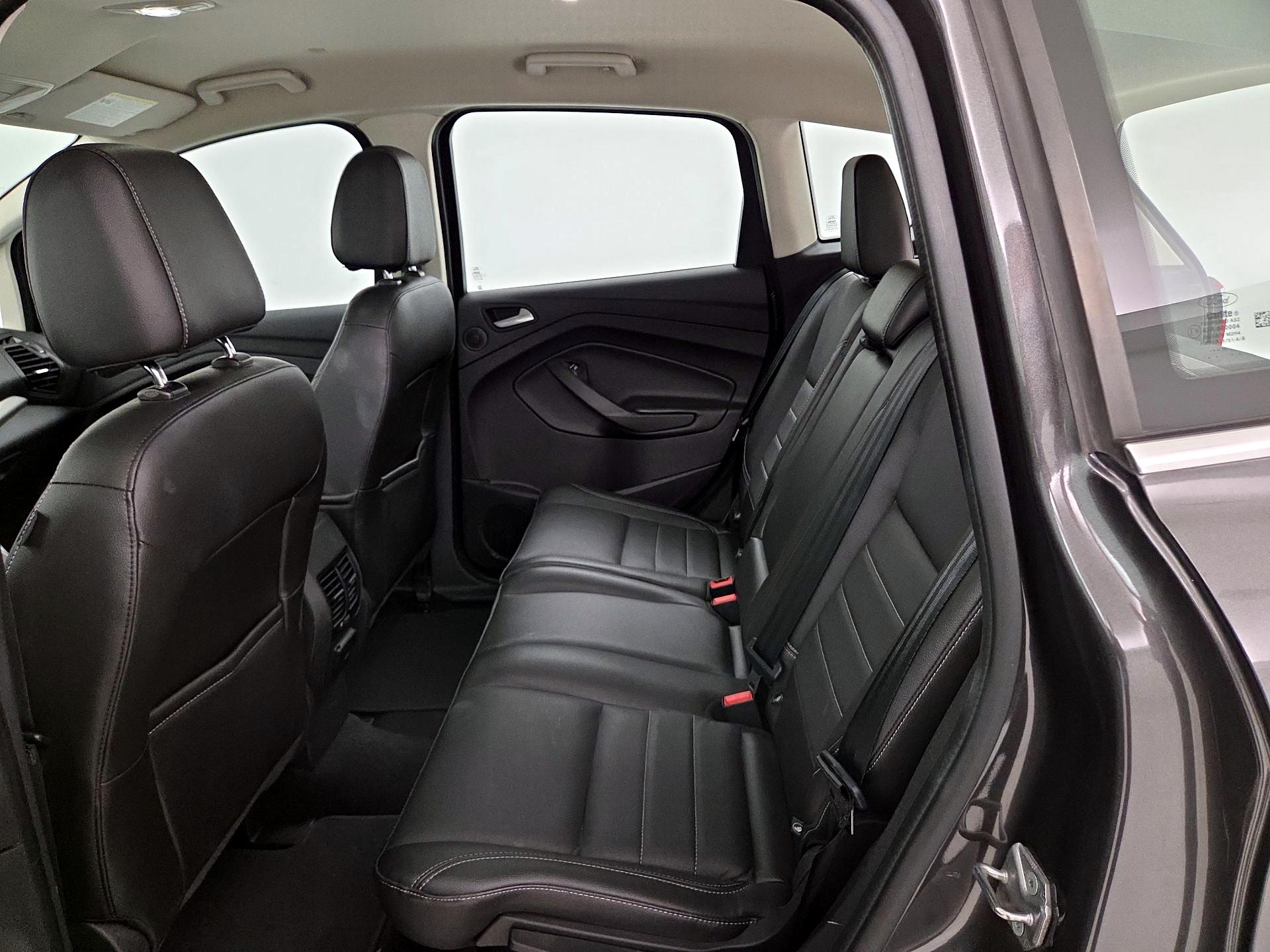 Thumbnail: 2015 Ford C-Max - 18