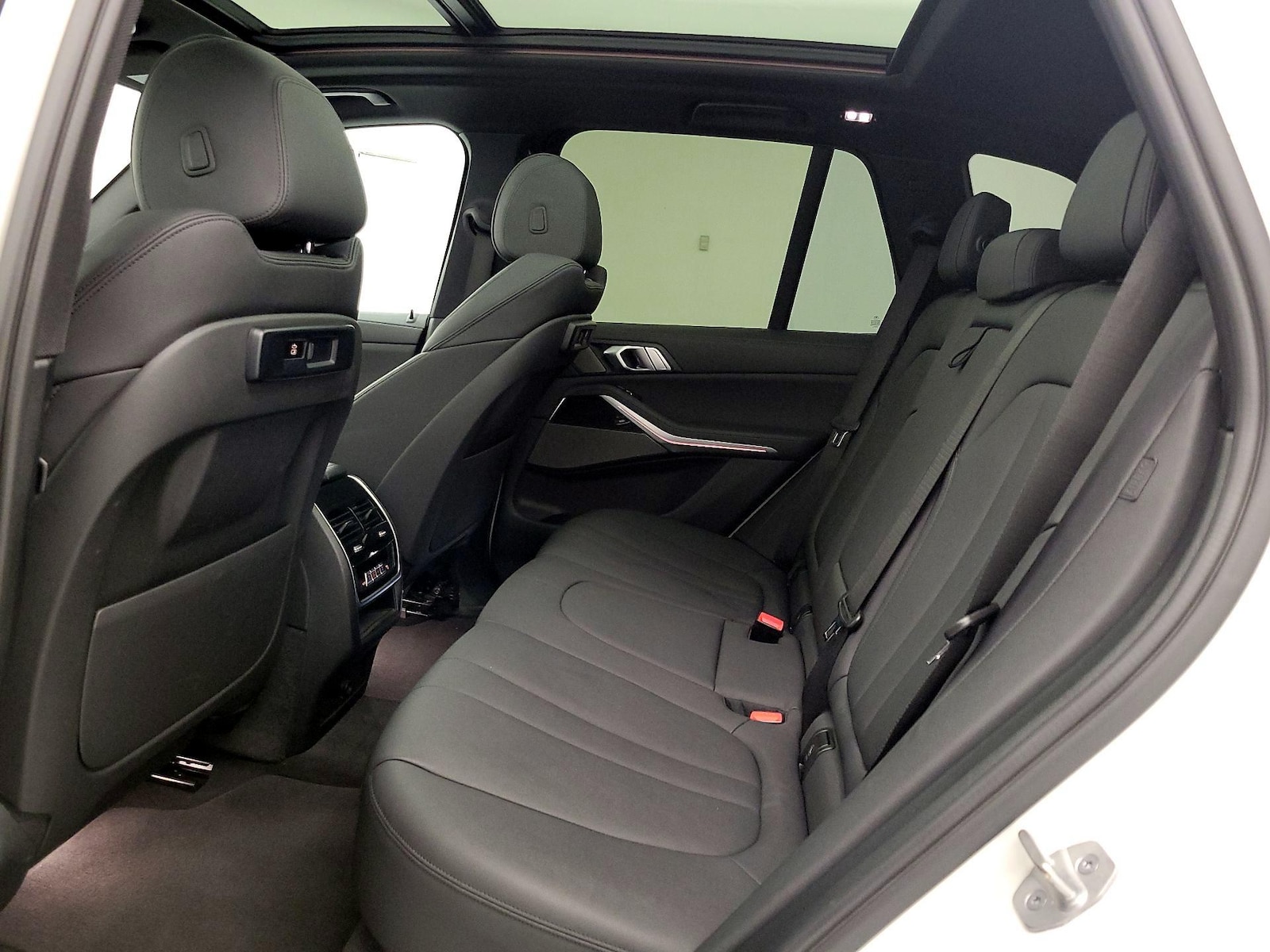 2021 BMW X5 40i - Photo 22