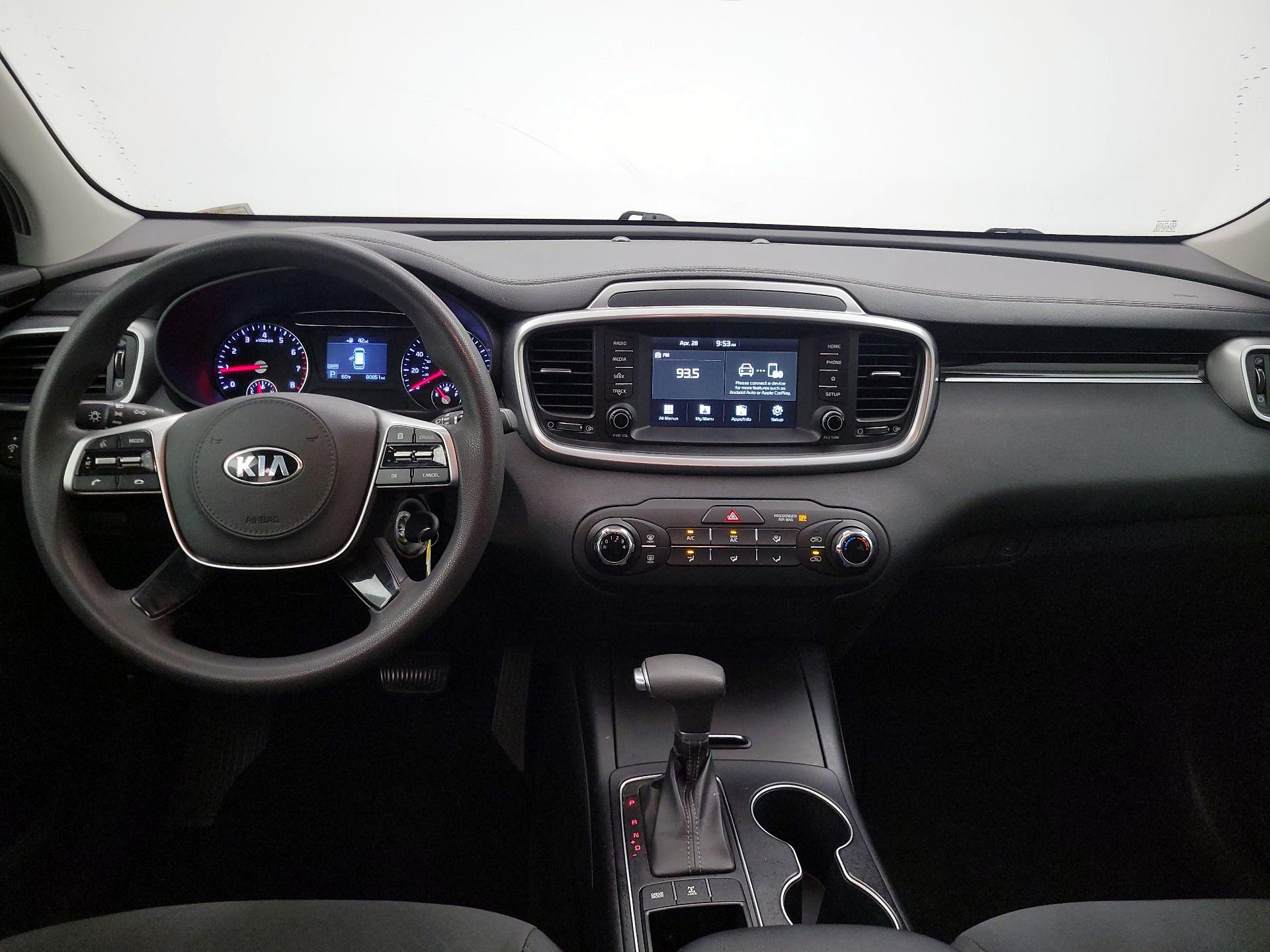 Thumbnail: 2019 Kia Sorento - 9