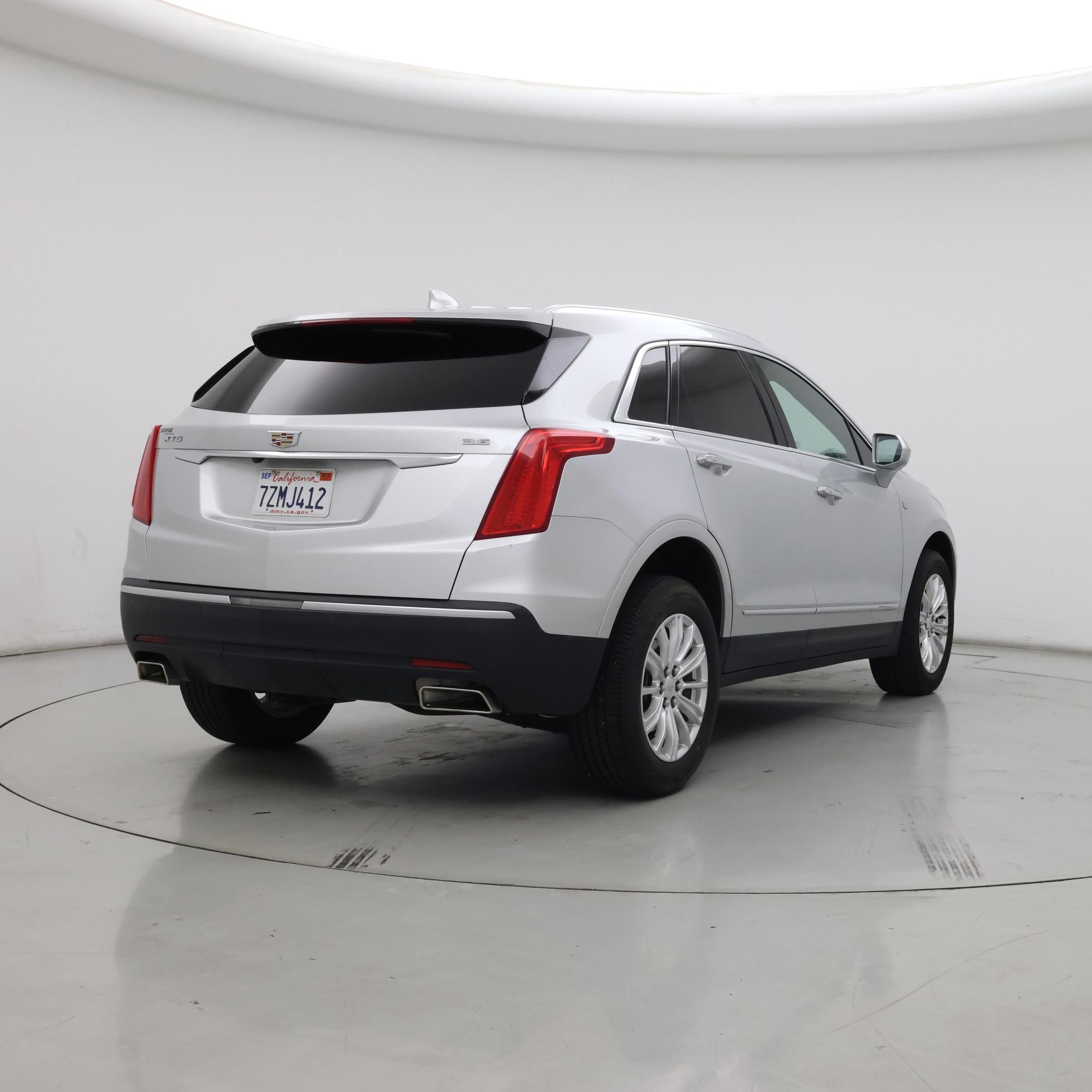 Thumbnail: 2018 Cadillac XT5 - 8