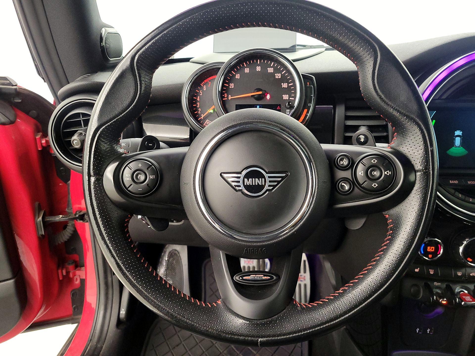 Thumbnail: 2019 MINI Cooper Hardtop - 10