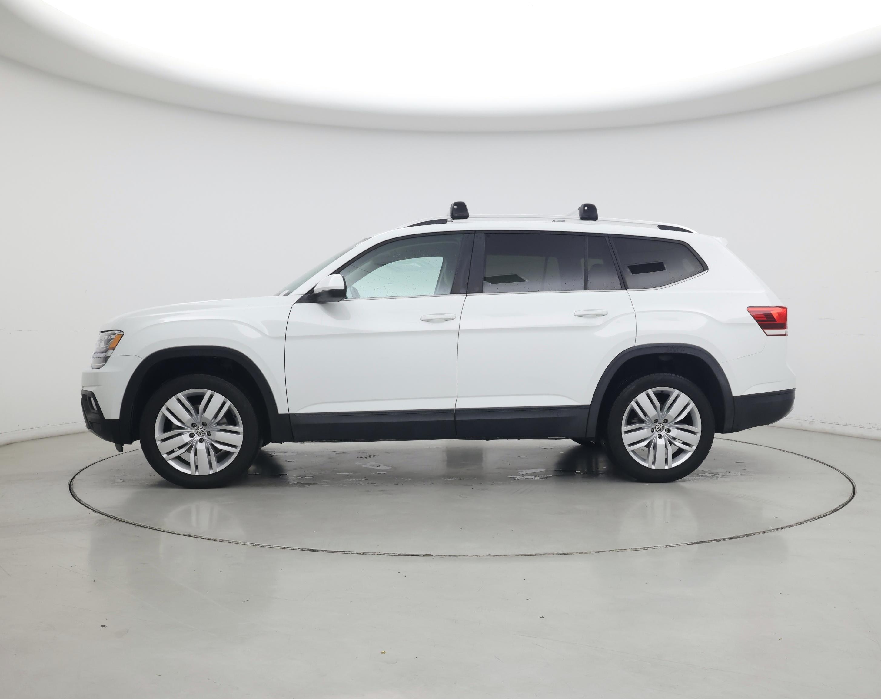 Thumbnail: 2019 Volkswagen Atlas - 3