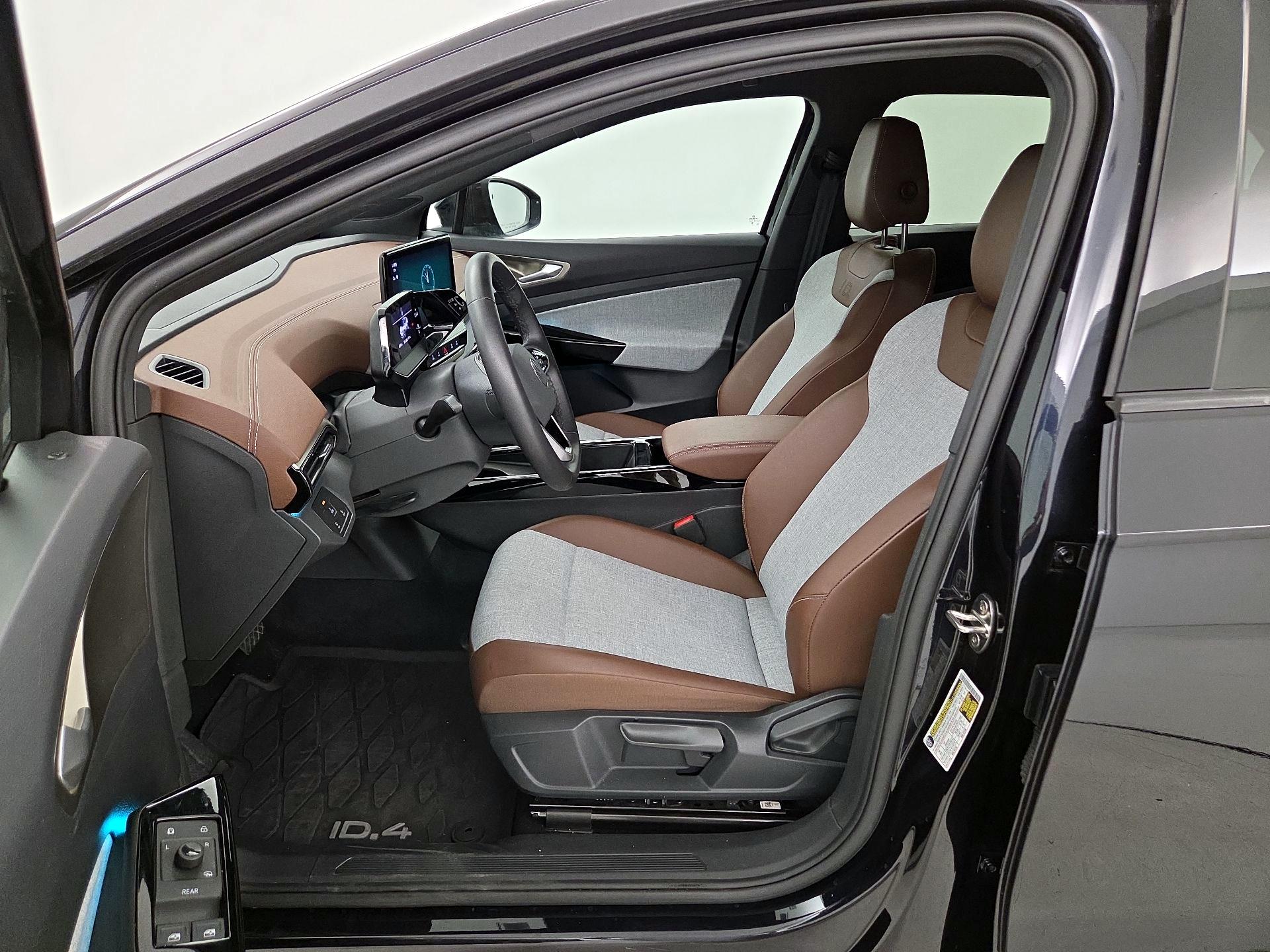 Thumbnail: 2023 Volkswagen ID.4 - 11