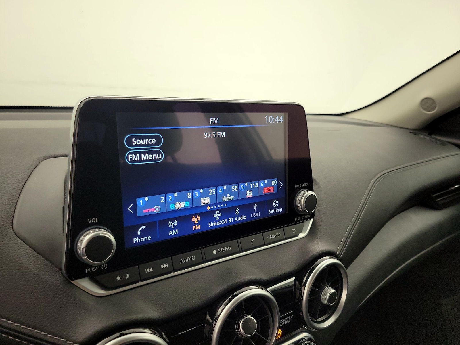 2025 Nissan Sentra SV - Photo 16