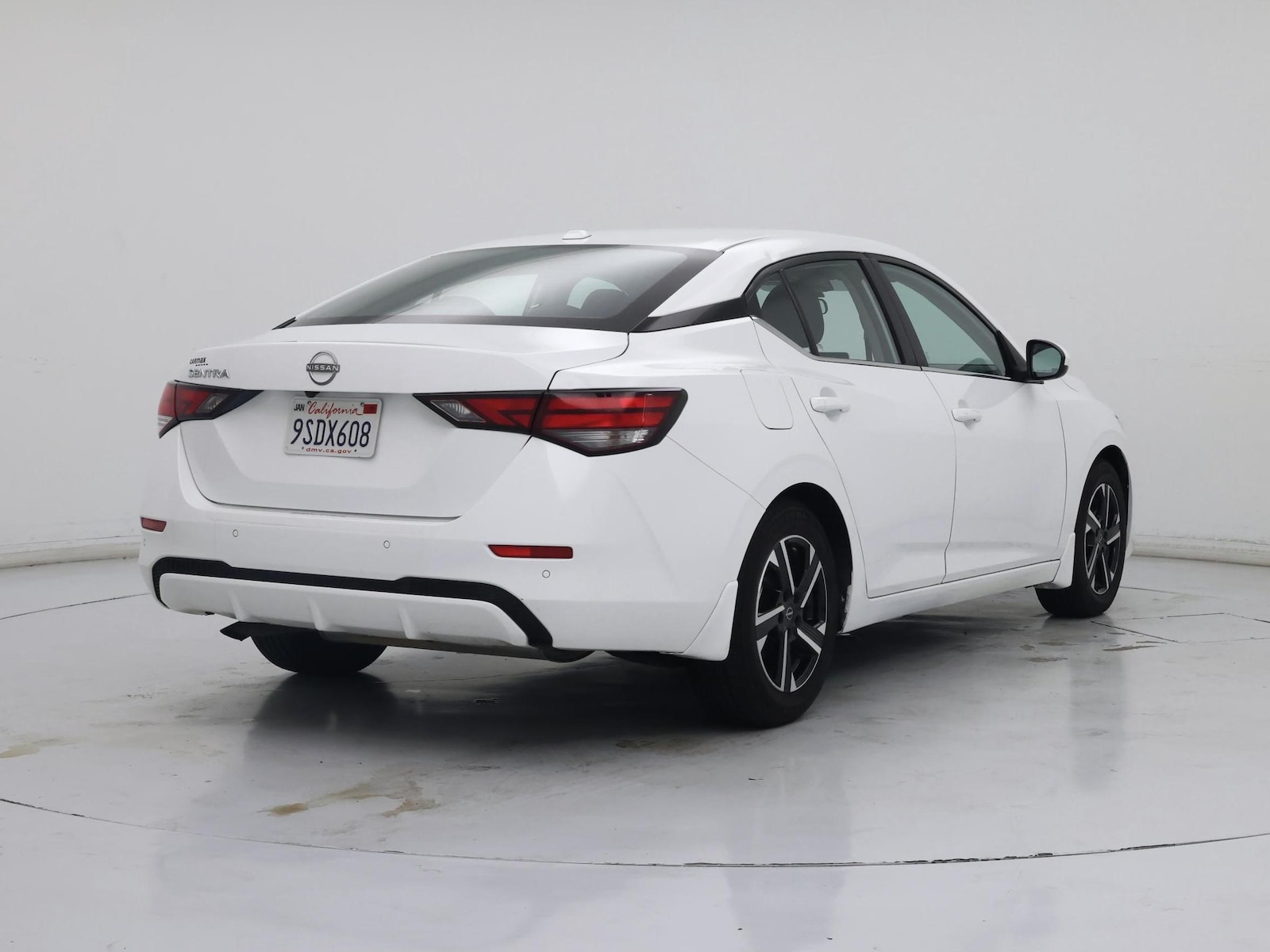 2025 Nissan Sentra SV - Photo 9