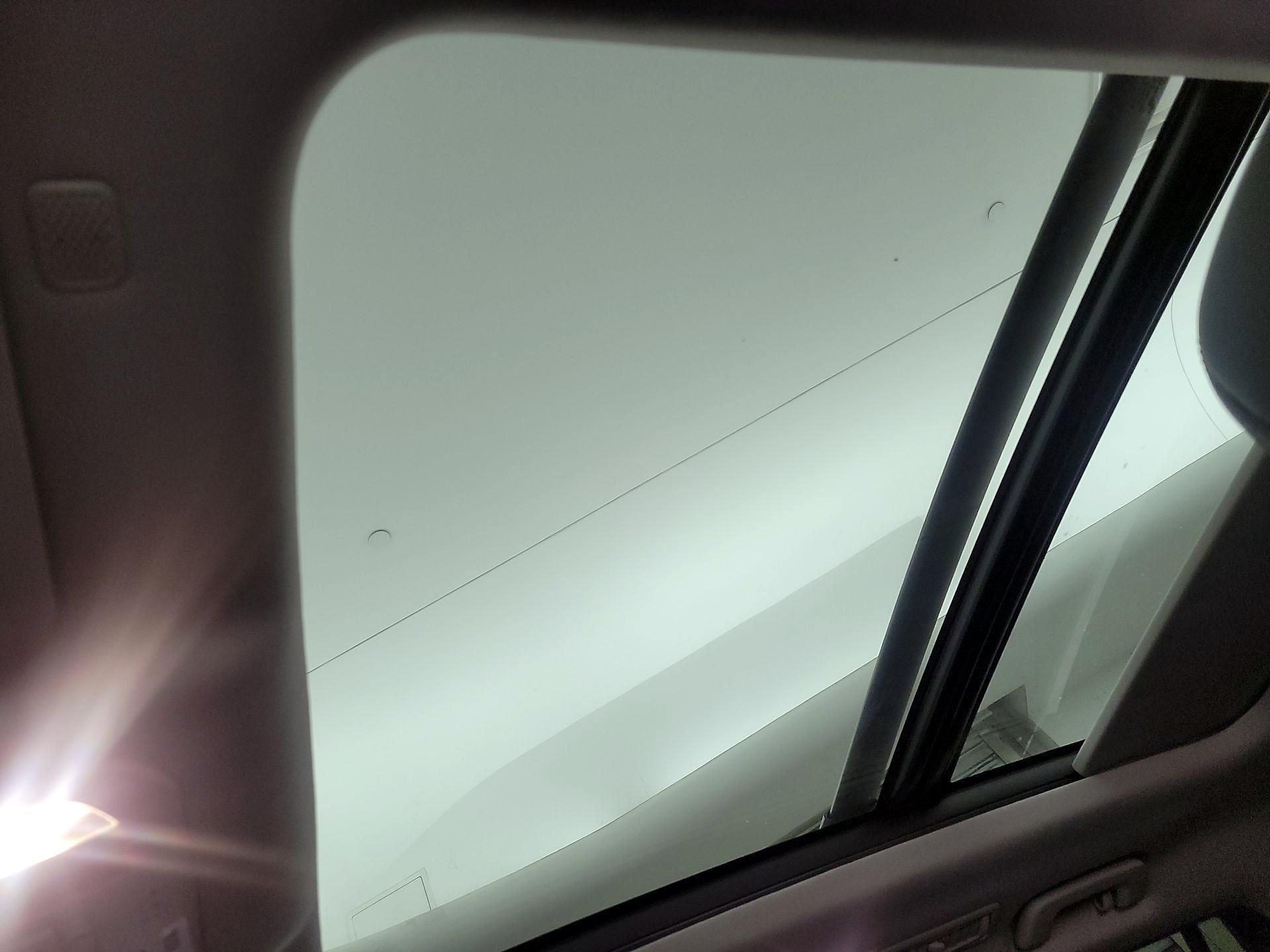 Thumbnail: 2020 Toyota Highlander - 19