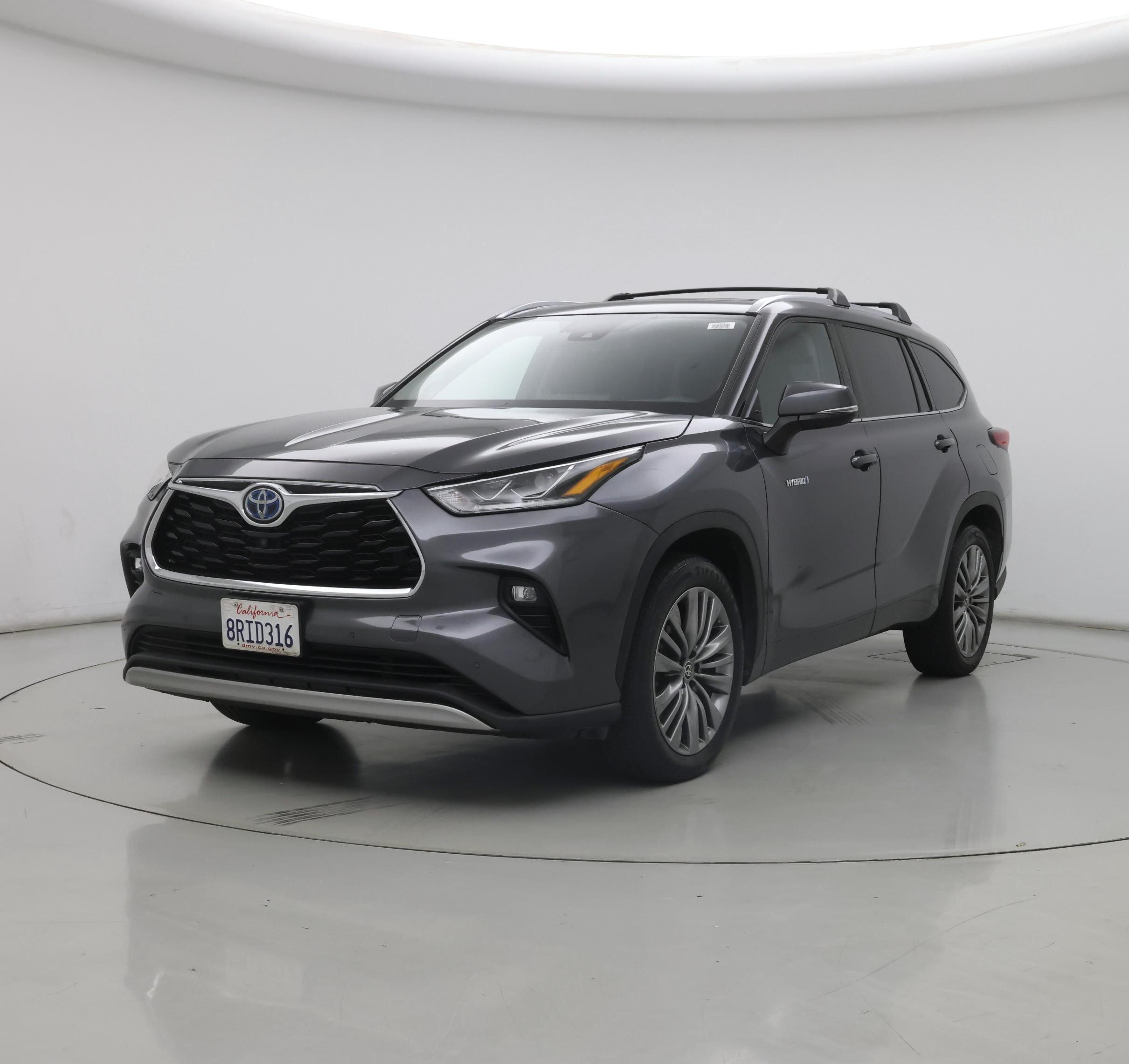 Thumbnail: 2020 Toyota Highlander - 4