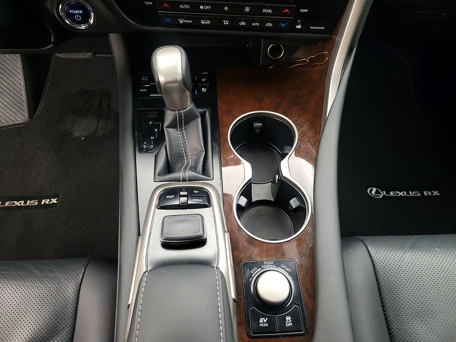 Thumbnail: 2018 Lexus RX - 17