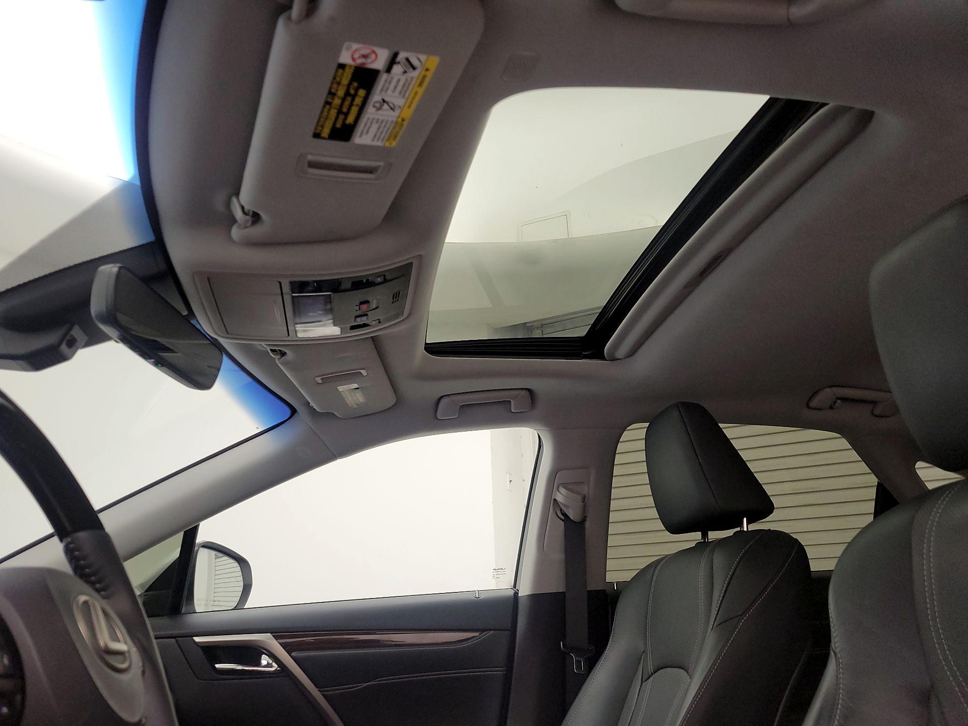 Thumbnail: 2018 Lexus RX - 19