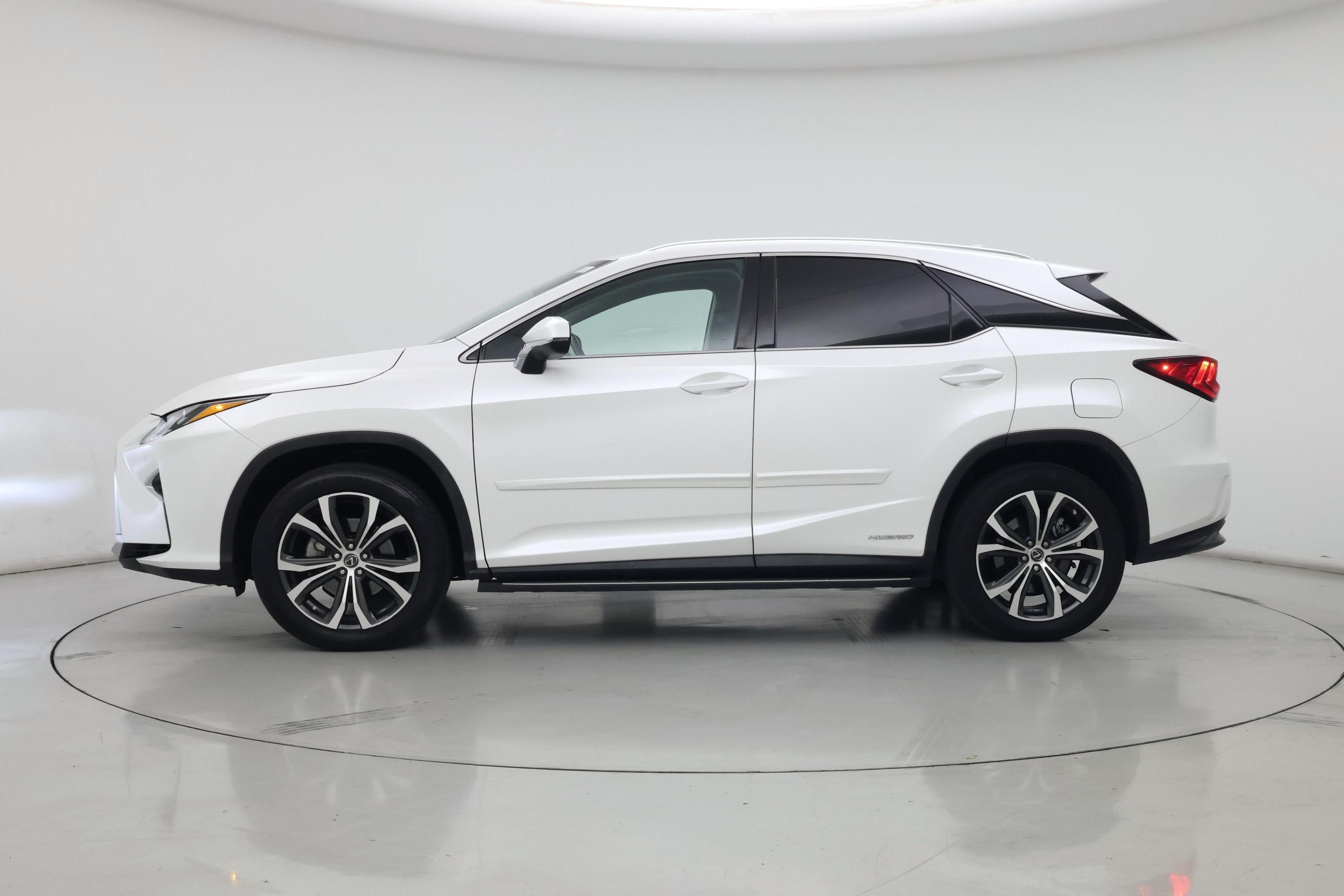 Thumbnail: 2018 Lexus RX - 3