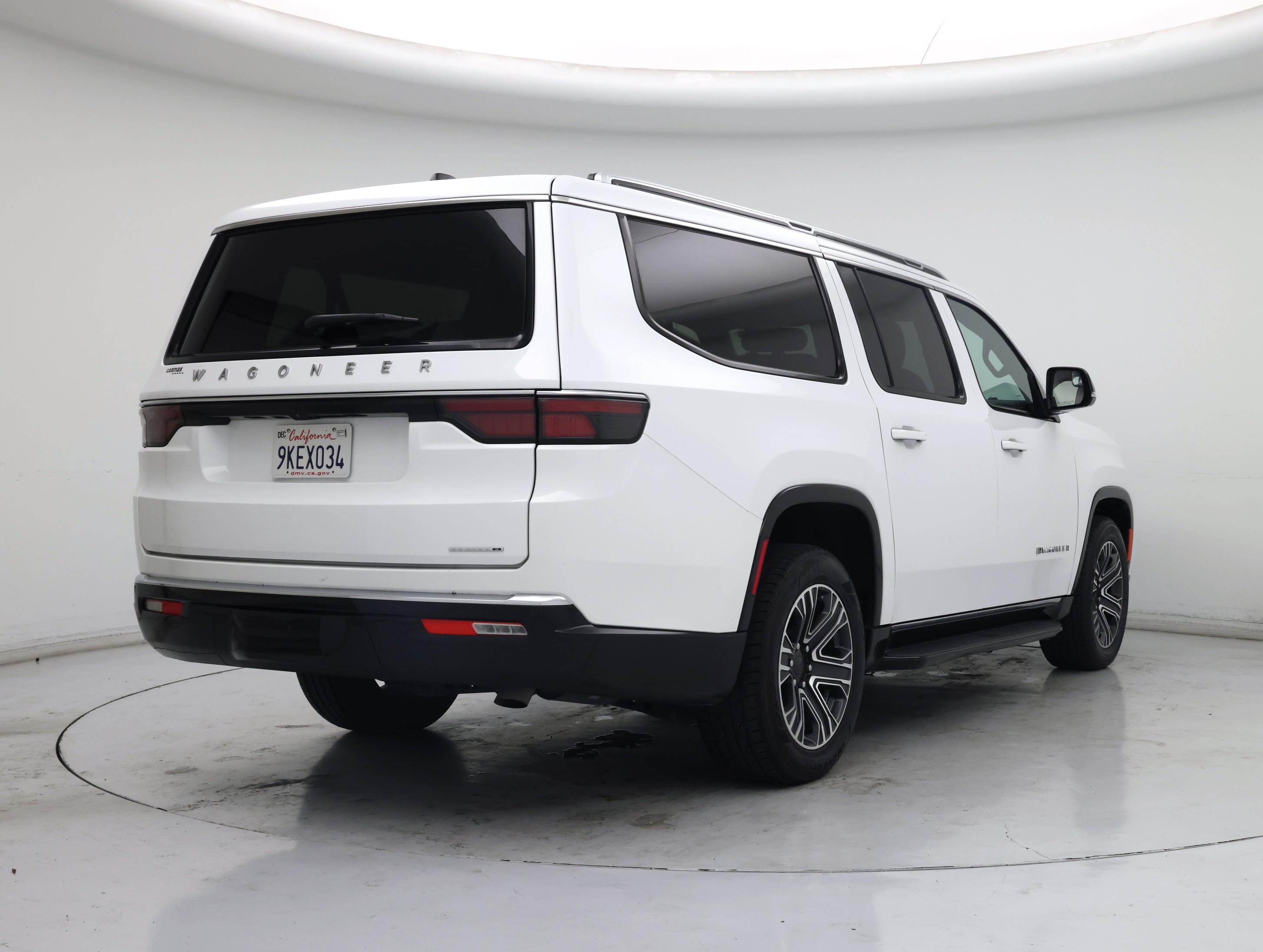Thumbnail: 2024 Jeep Wagoneer - 8
