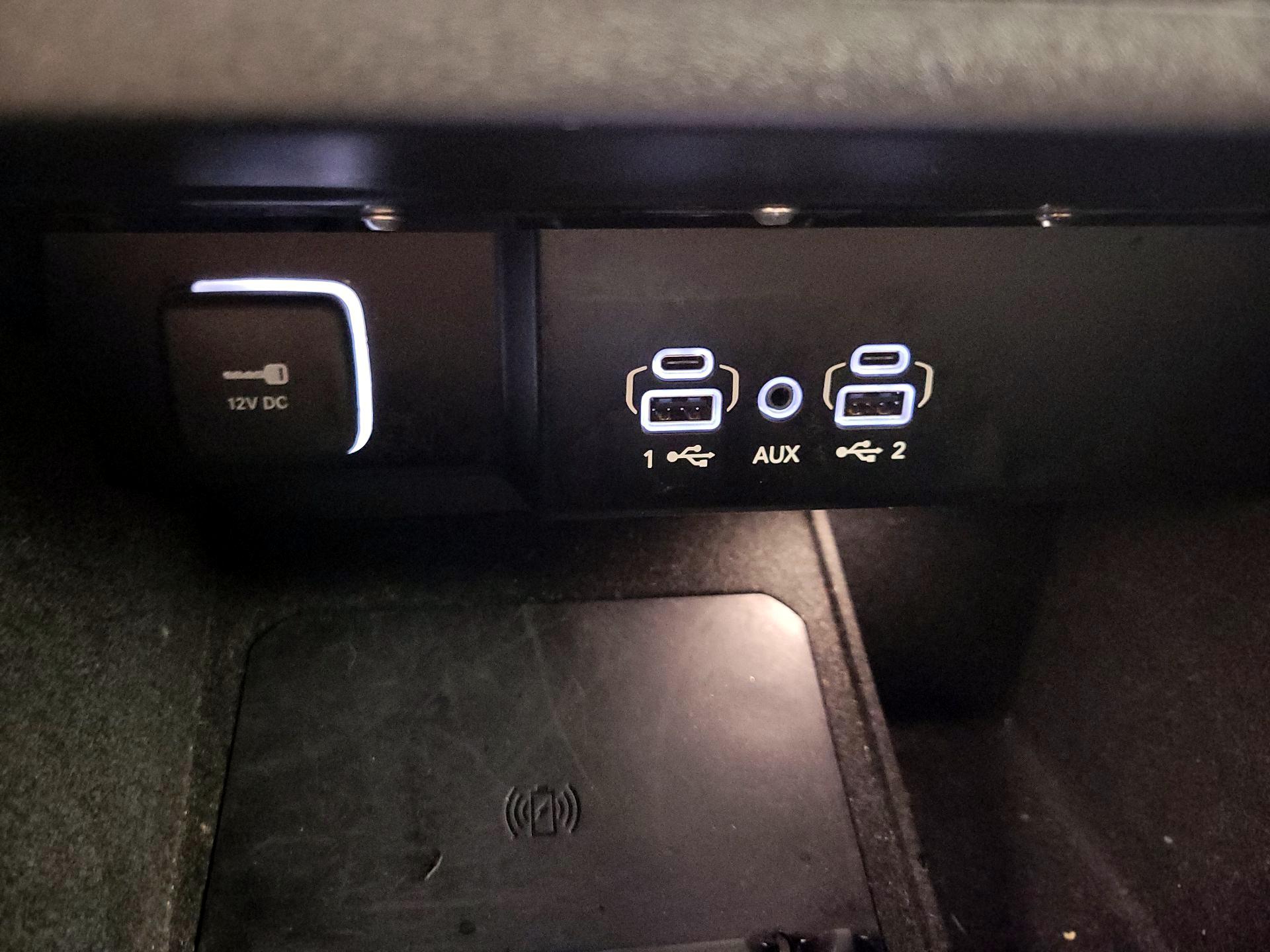 Thumbnail: 2024 Jeep Wagoneer - 19