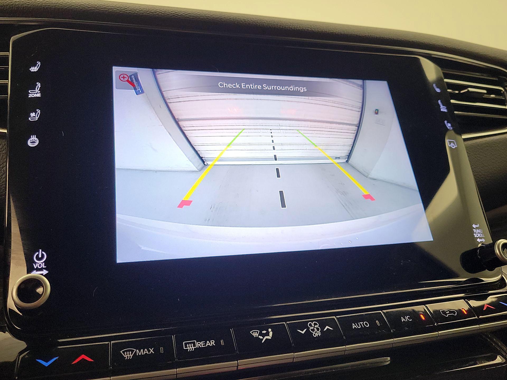 Thumbnail: 2024 Jeep Wagoneer - 15