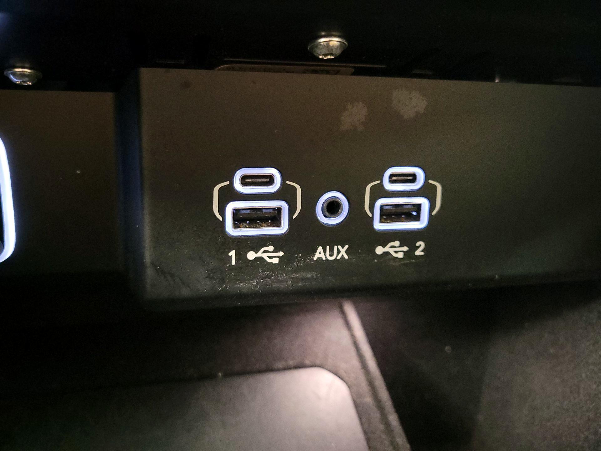 Thumbnail: 2024 Jeep Wagoneer - 19