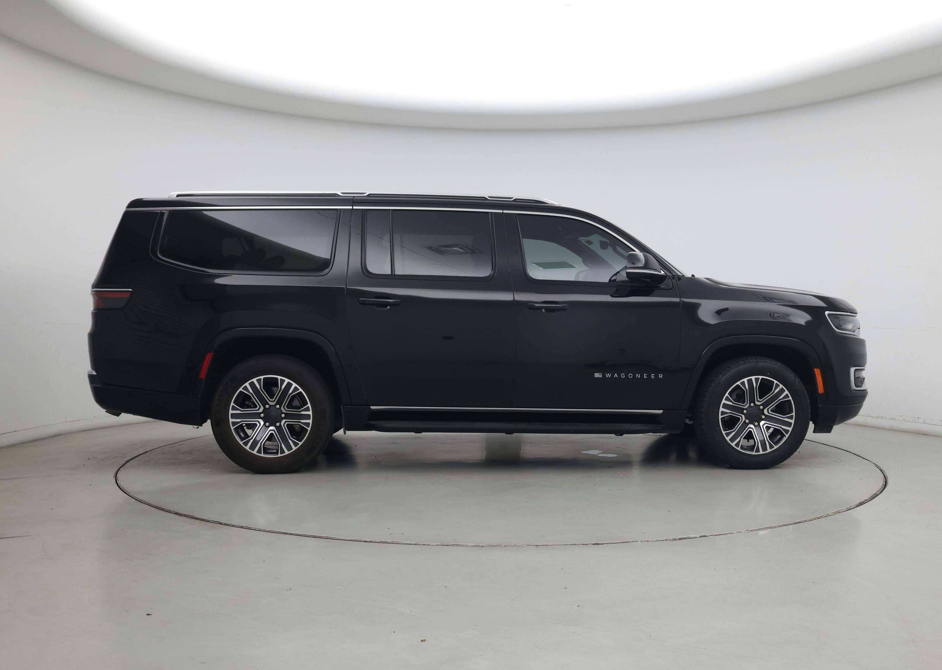 Thumbnail: 2024 Jeep Wagoneer - 7