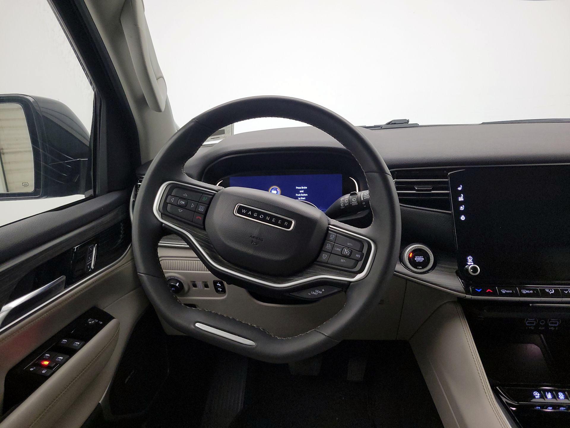 Thumbnail: 2024 Jeep Wagoneer - 10