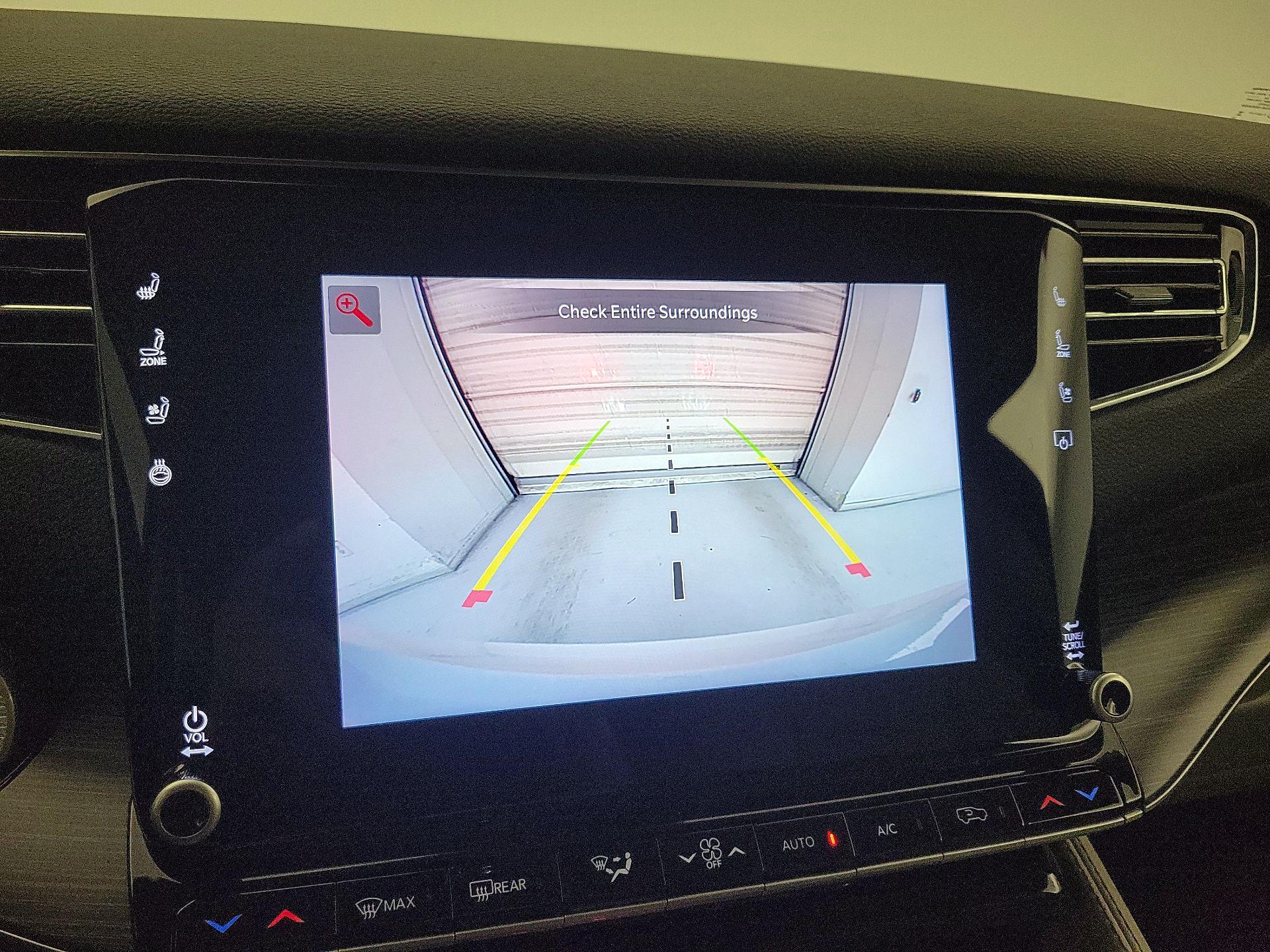 Thumbnail: 2024 Jeep Wagoneer - 15