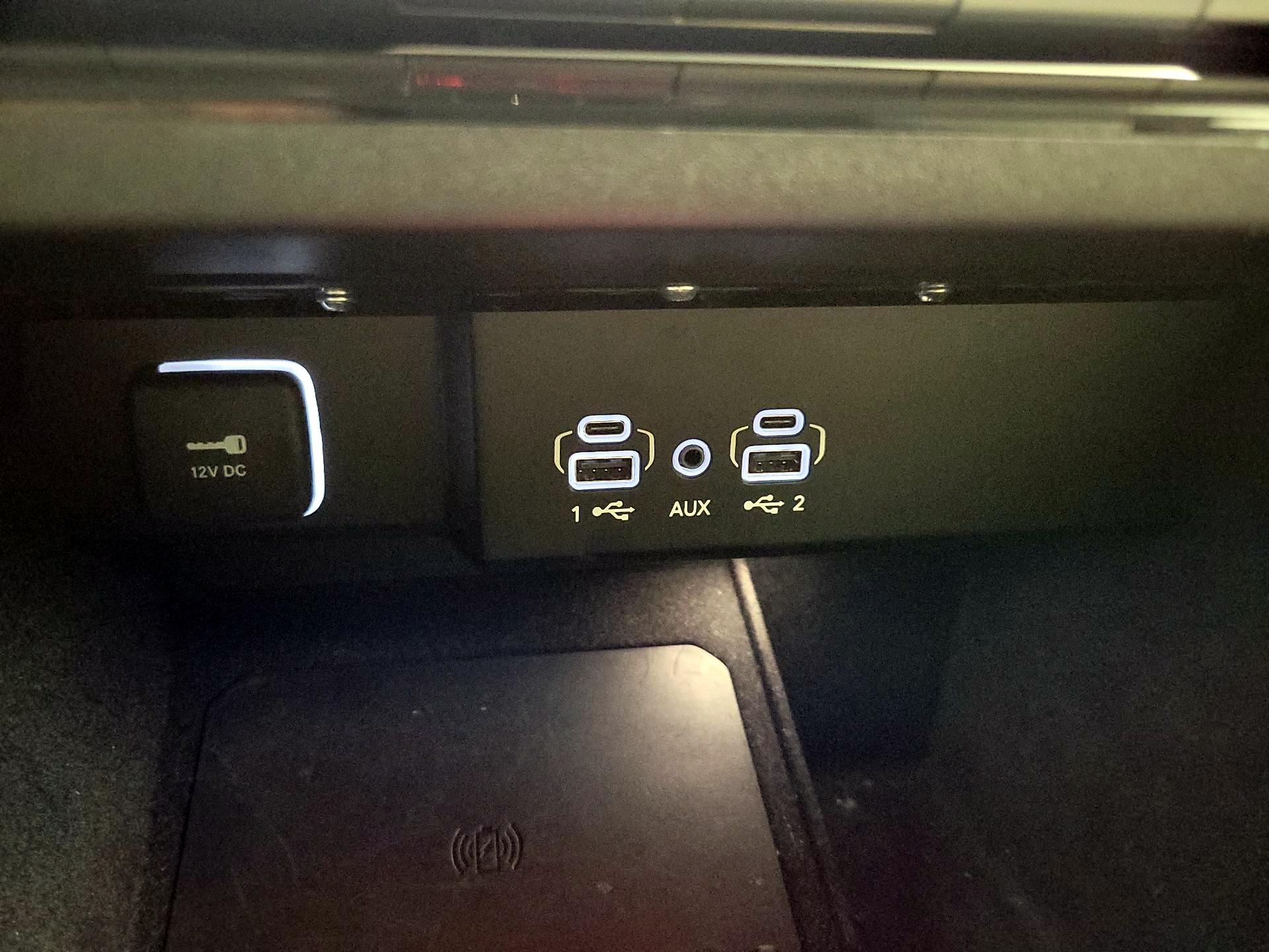 Thumbnail: 2024 Jeep Wagoneer - 19