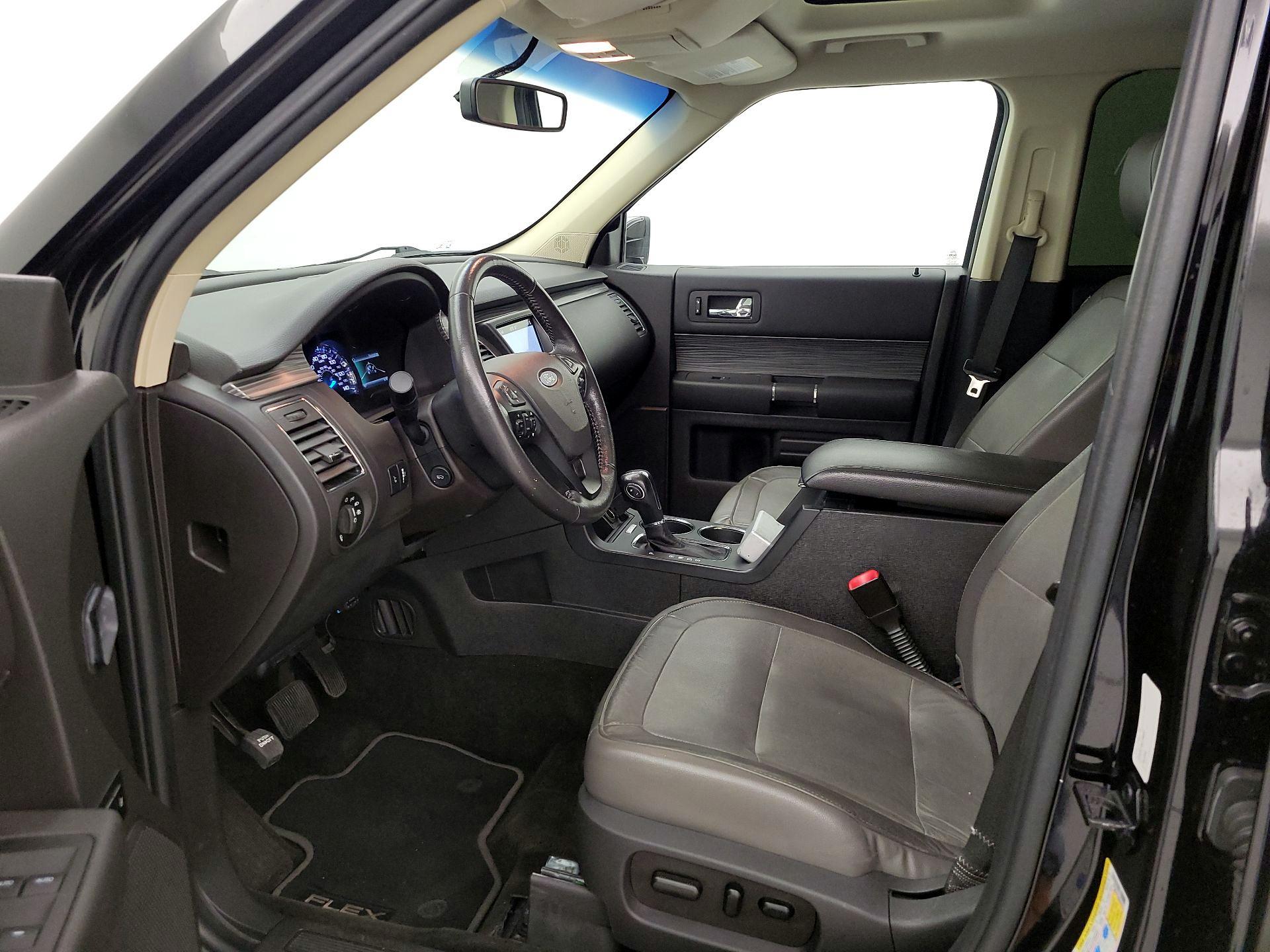 Thumbnail: 2019 Ford Flex - 11