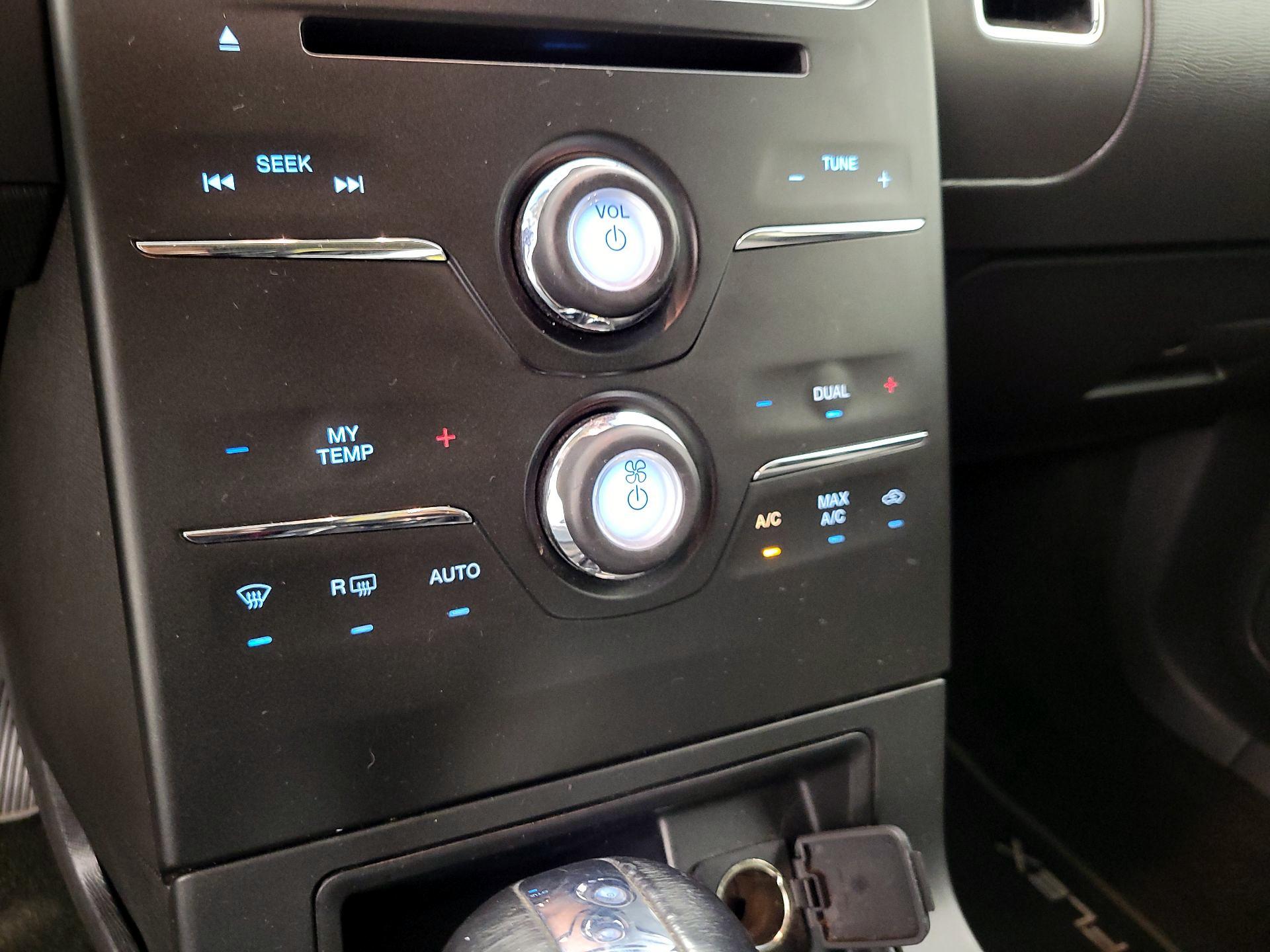 Thumbnail: 2019 Ford Flex - 17