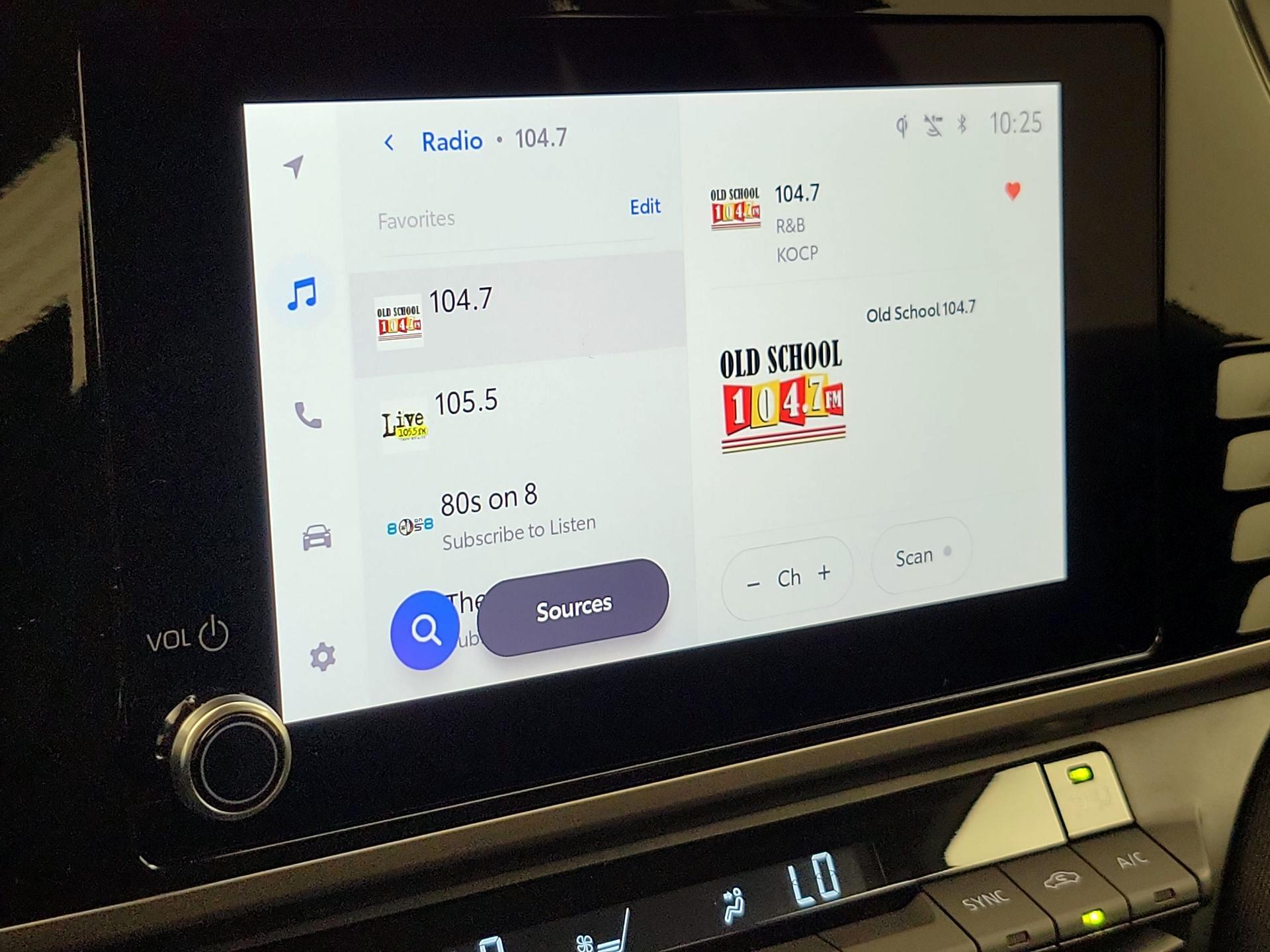 Thumbnail: 2025 Toyota Camry - 15