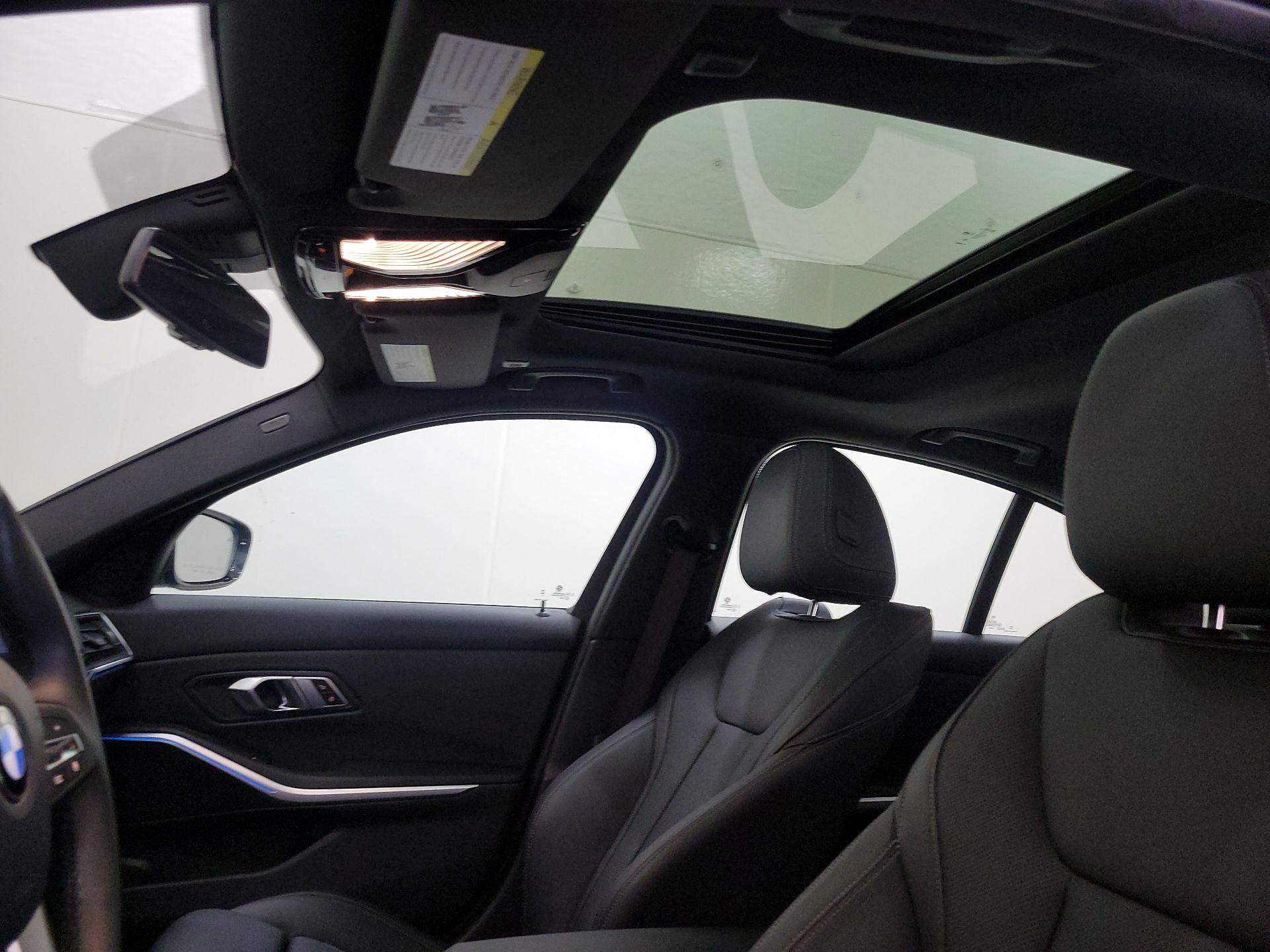 Thumbnail: 2023 BMW 3 Series - 20