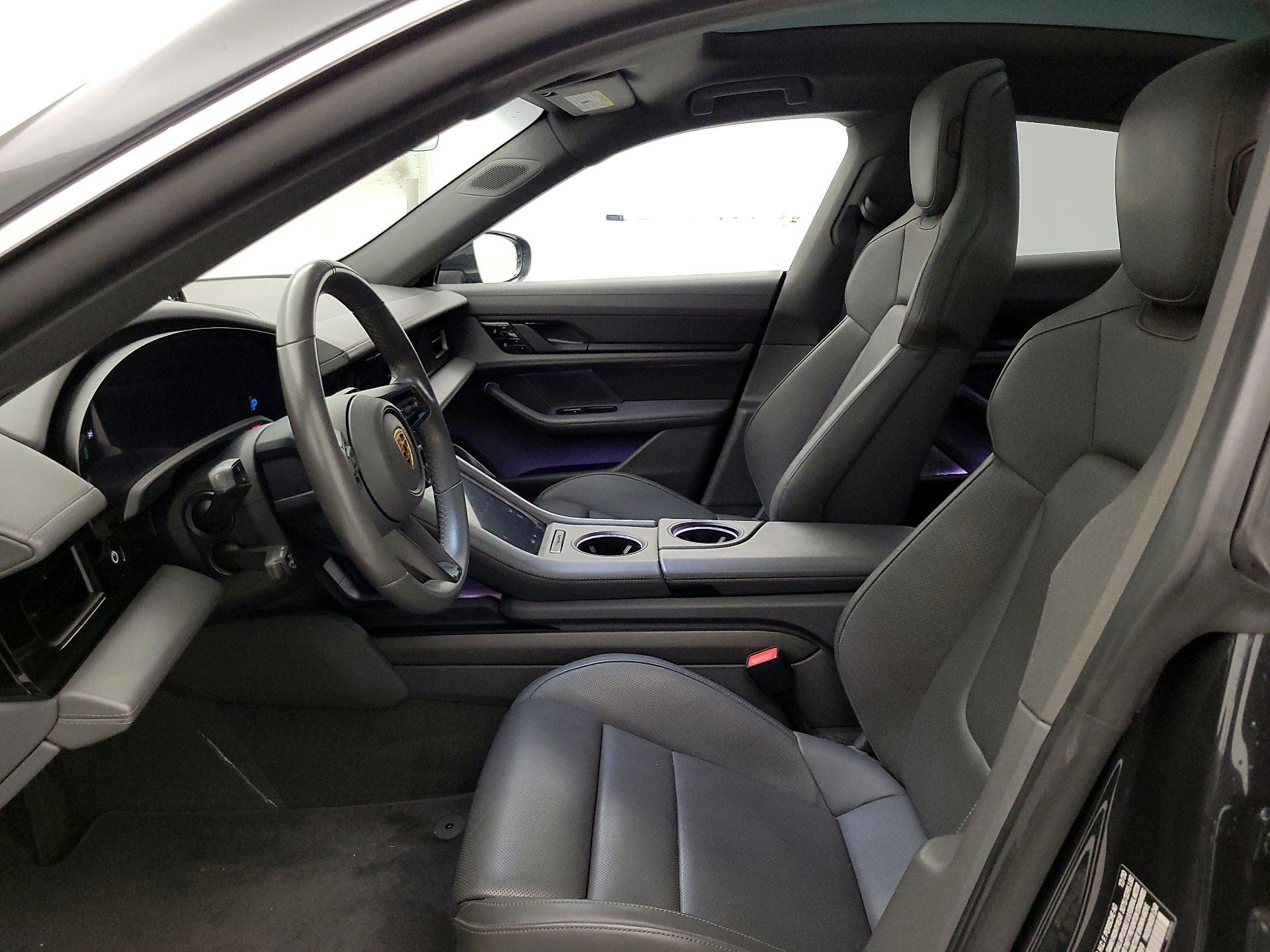 Thumbnail: 2021 Porsche Taycan - 11