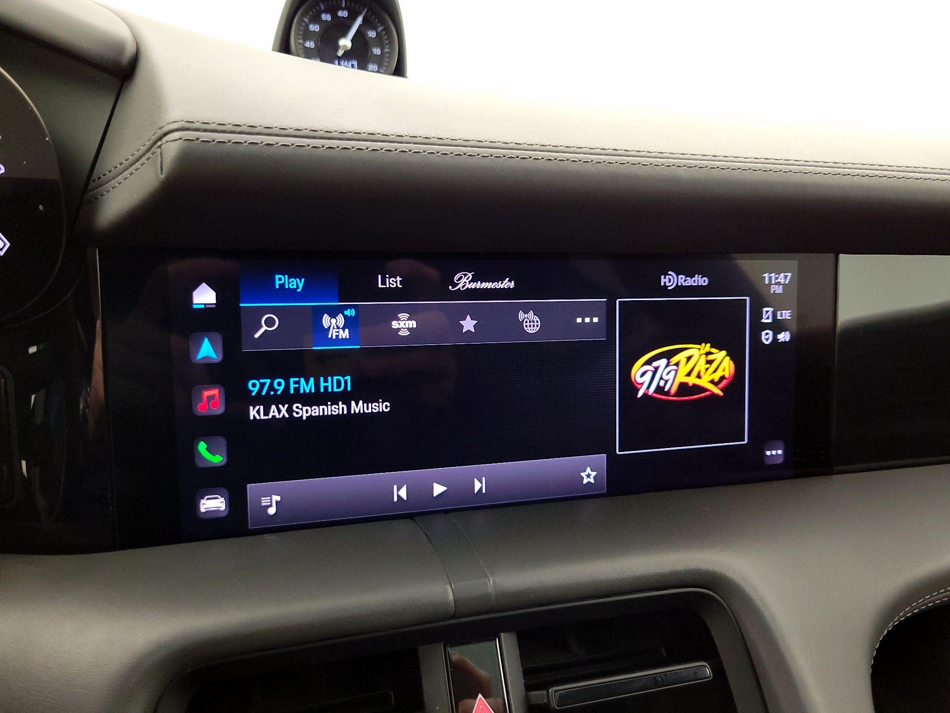 Thumbnail: 2021 Porsche Taycan - 15