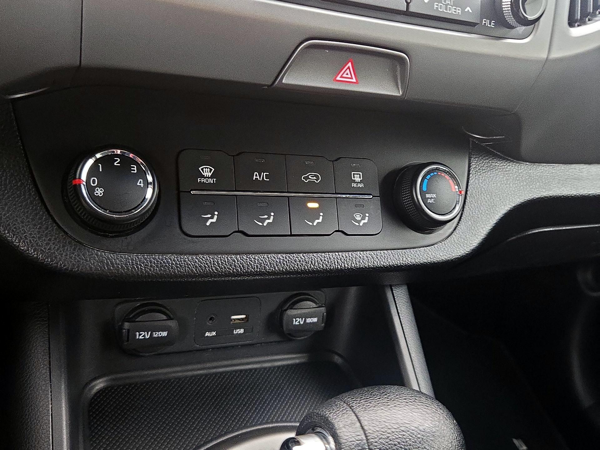 Thumbnail: 2016 Kia Sportage - 15