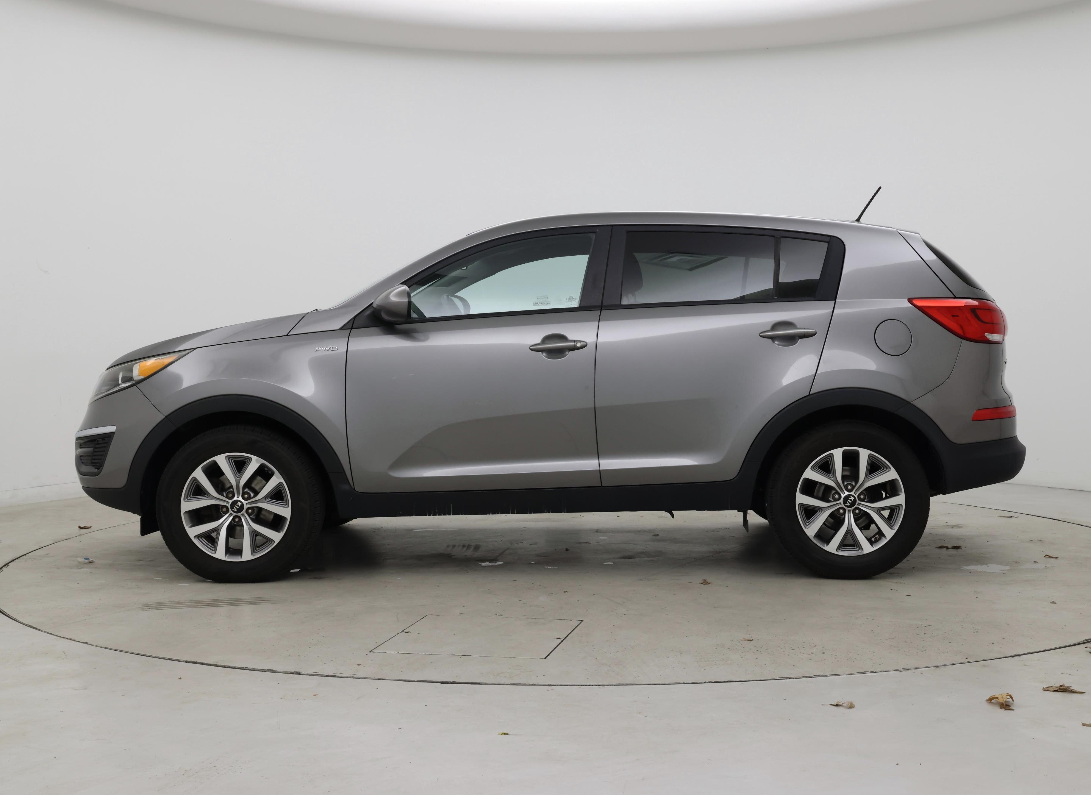 Thumbnail: 2016 Kia Sportage - 3