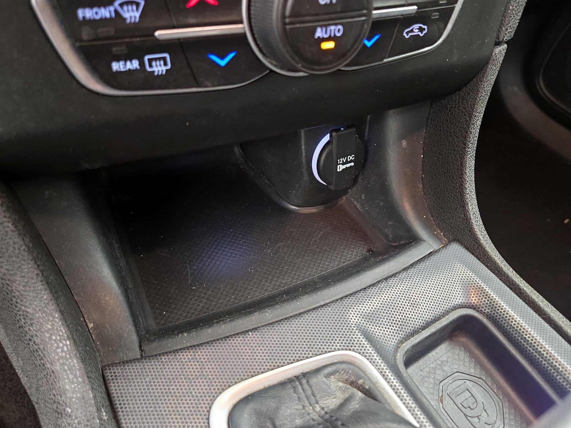 Thumbnail: 2018 Dodge Charger - 19