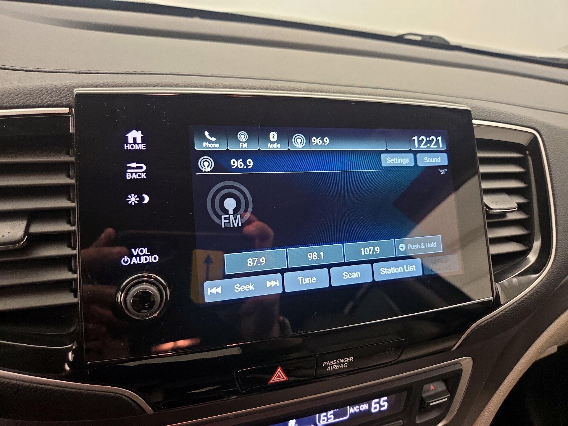Thumbnail: 2020 Honda Pilot - 15