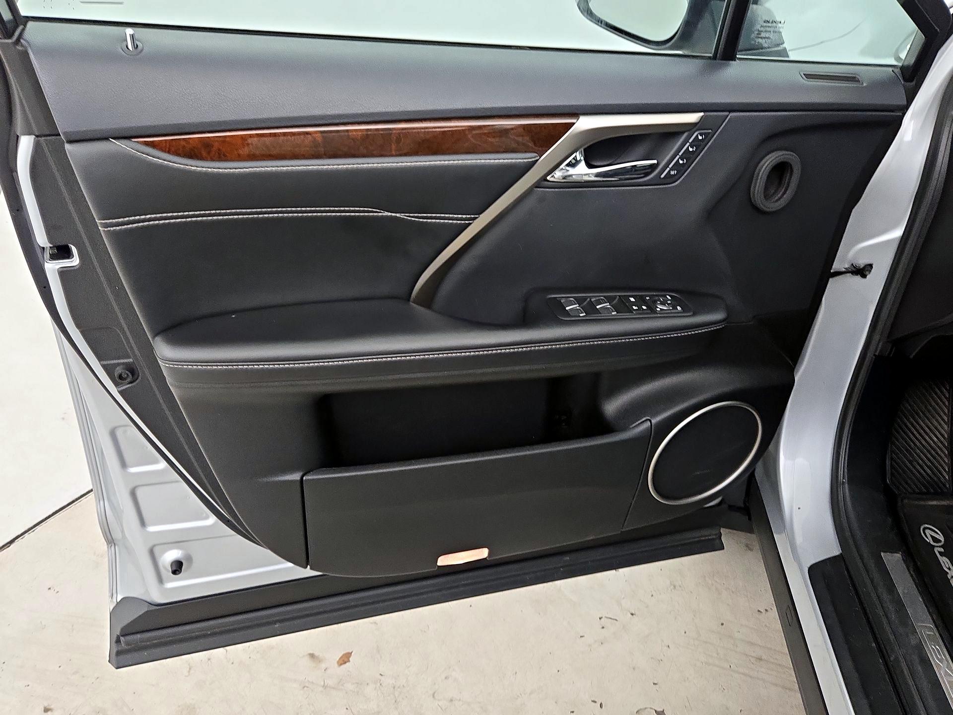 Thumbnail: 2019 Lexus RX - 12