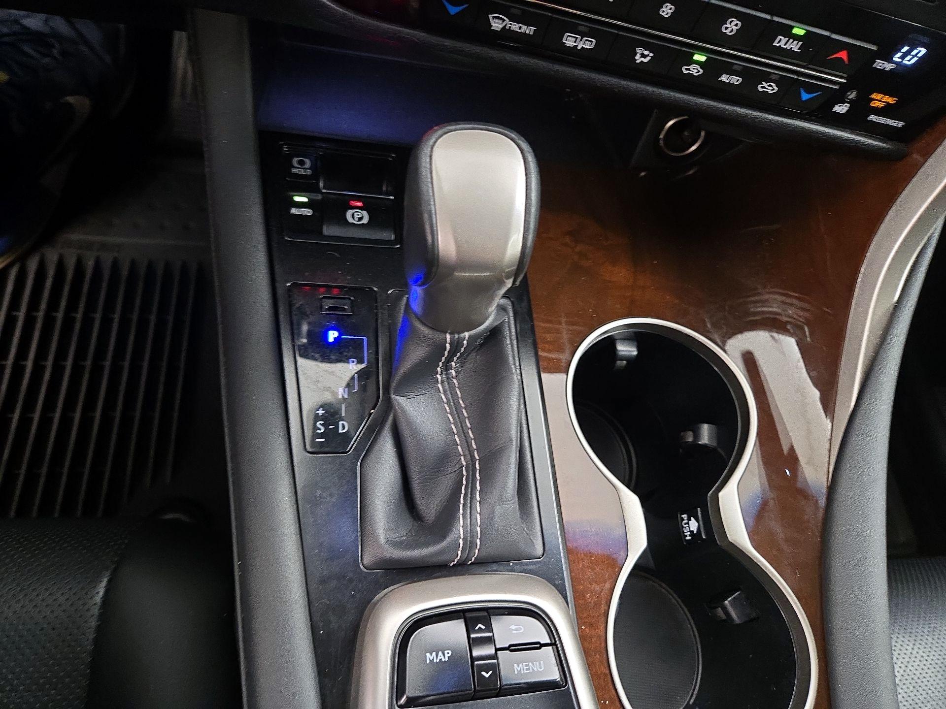 Thumbnail: 2019 Lexus RX - 18