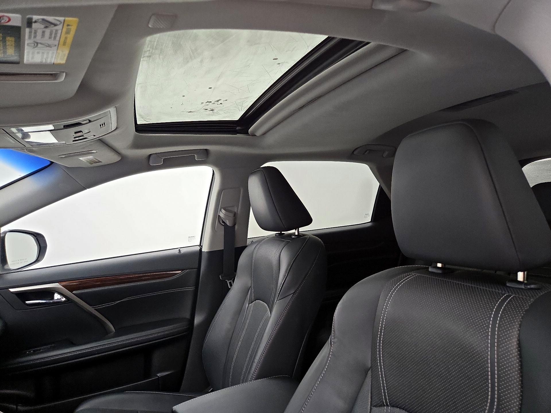 Thumbnail: 2019 Lexus RX - 20