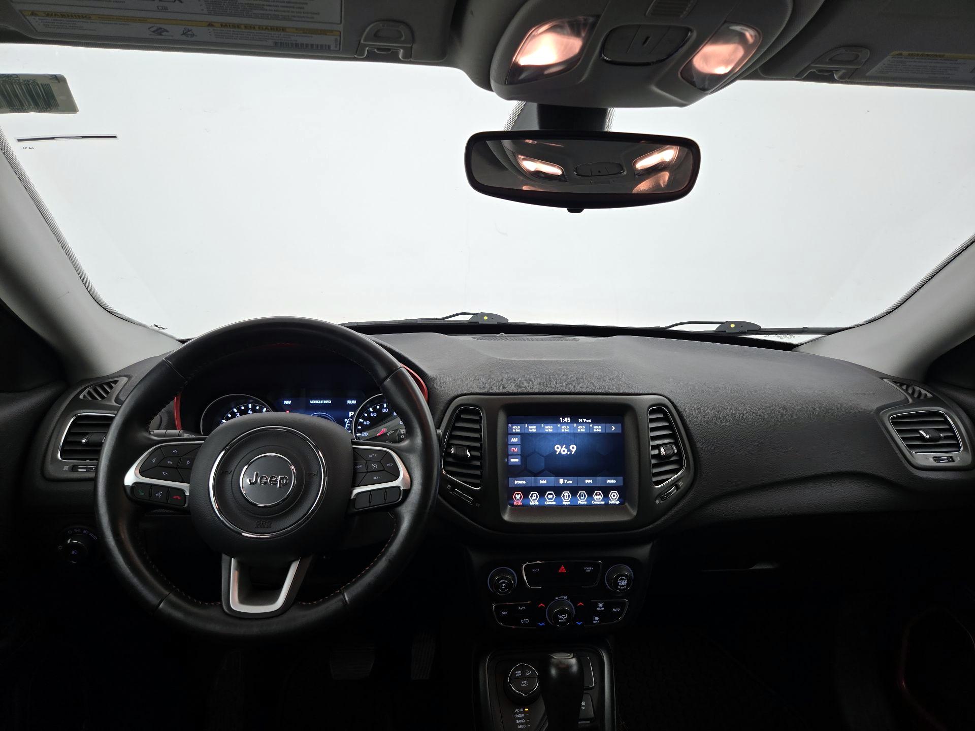 Thumbnail: 2019 Jeep Compass - 9