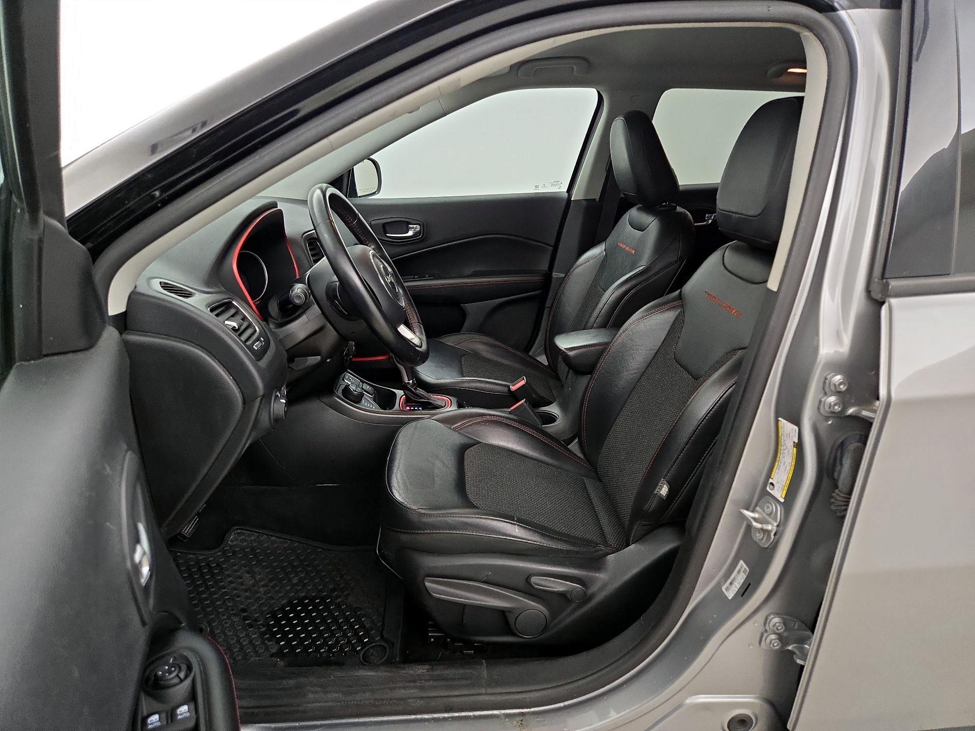 Thumbnail: 2019 Jeep Compass - 11