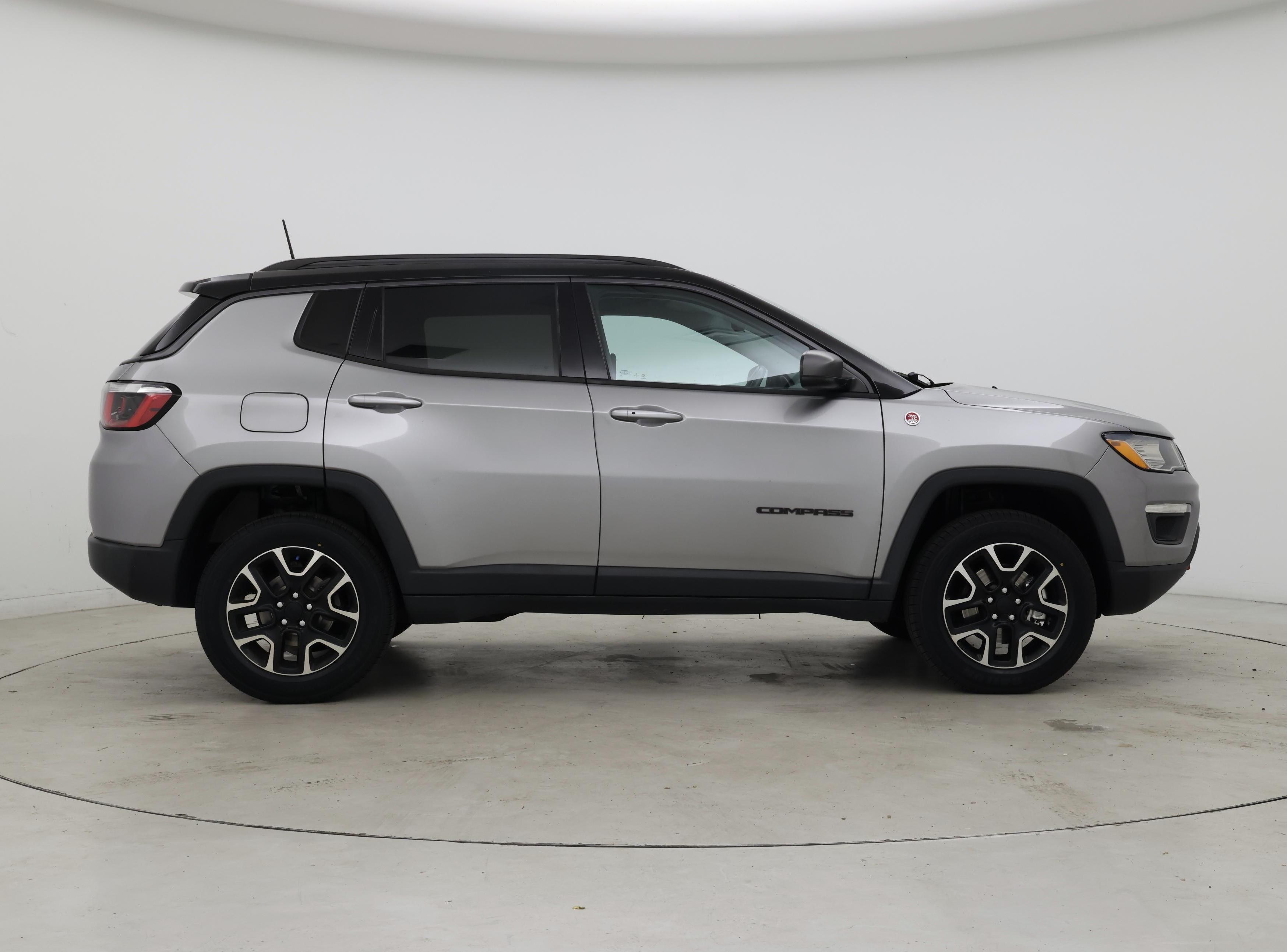 Thumbnail: 2019 Jeep Compass - 7
