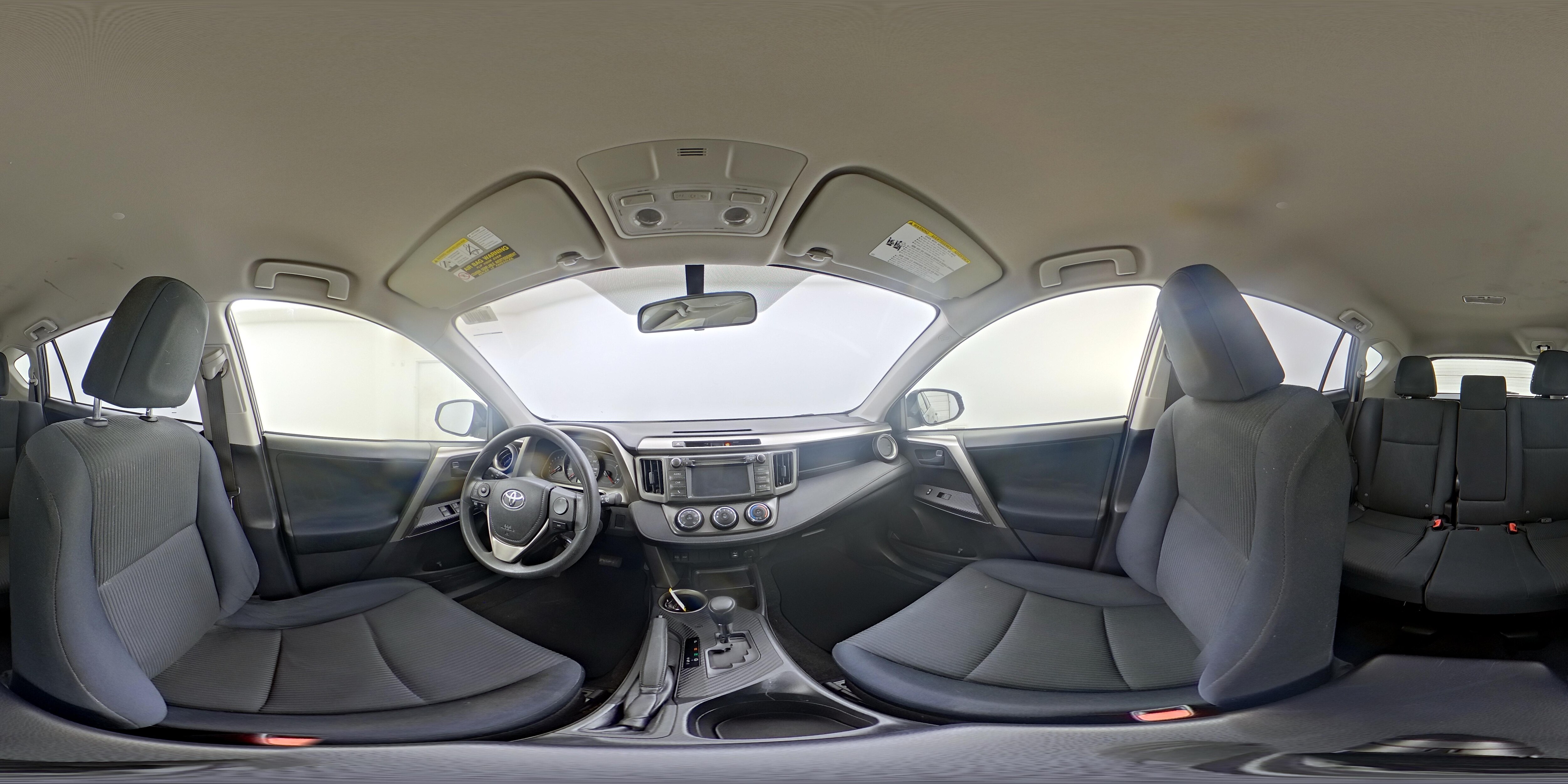 2015 Toyota RAV4 LE - Photo 24