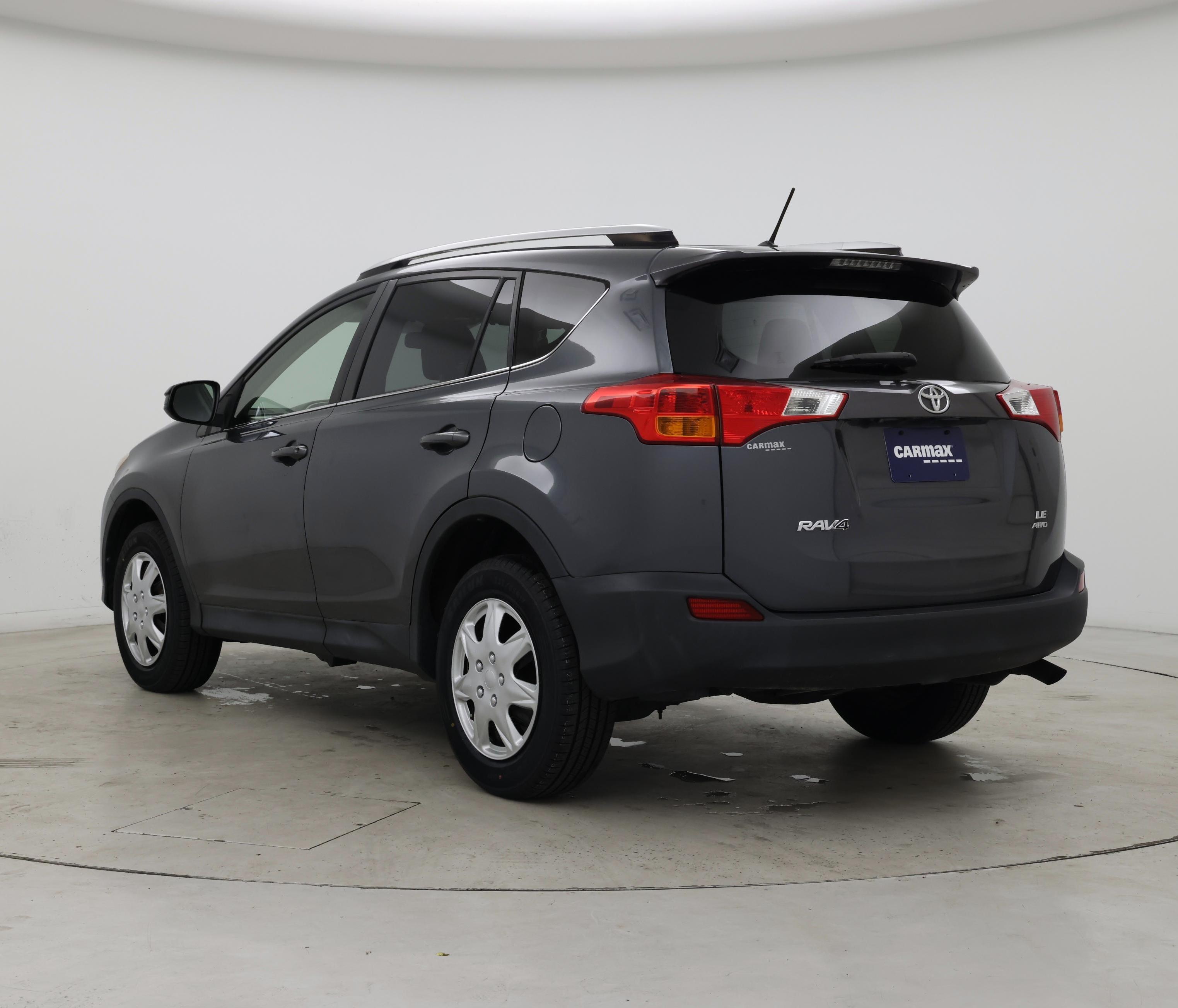 Thumbnail: 2015 Toyota RAV4 - 2