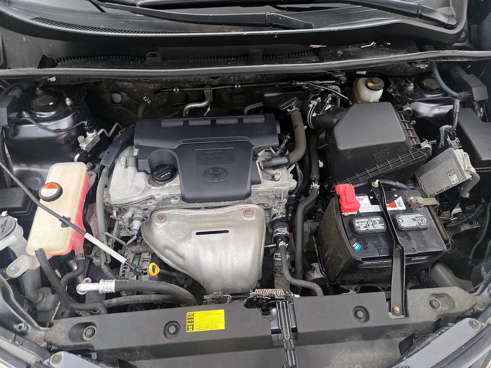 2015 Toyota RAV4 LE - Photo 22