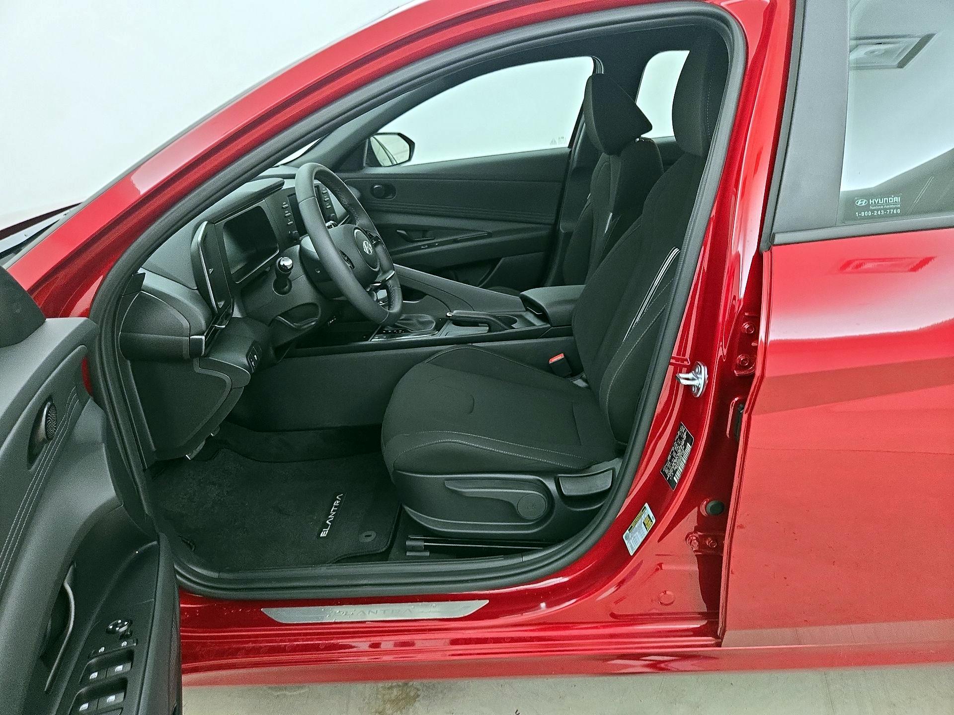 Thumbnail: 2025 Hyundai Elantra - 11